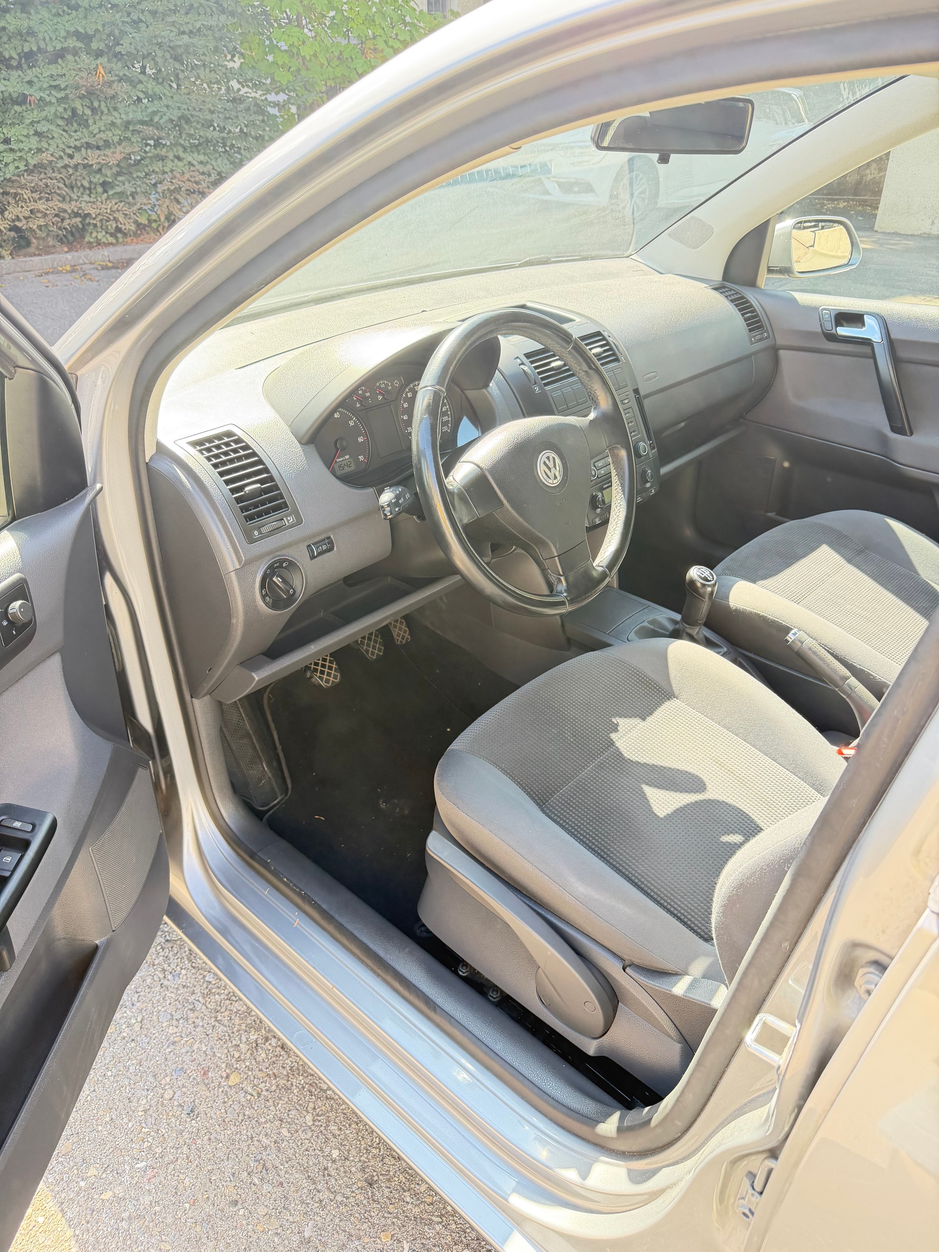 VW Polo 1.4 16V Comfortline/ FRISCH AB MFK & SERVICE ** ZAHNRIEMEN ERSETZT-image-6