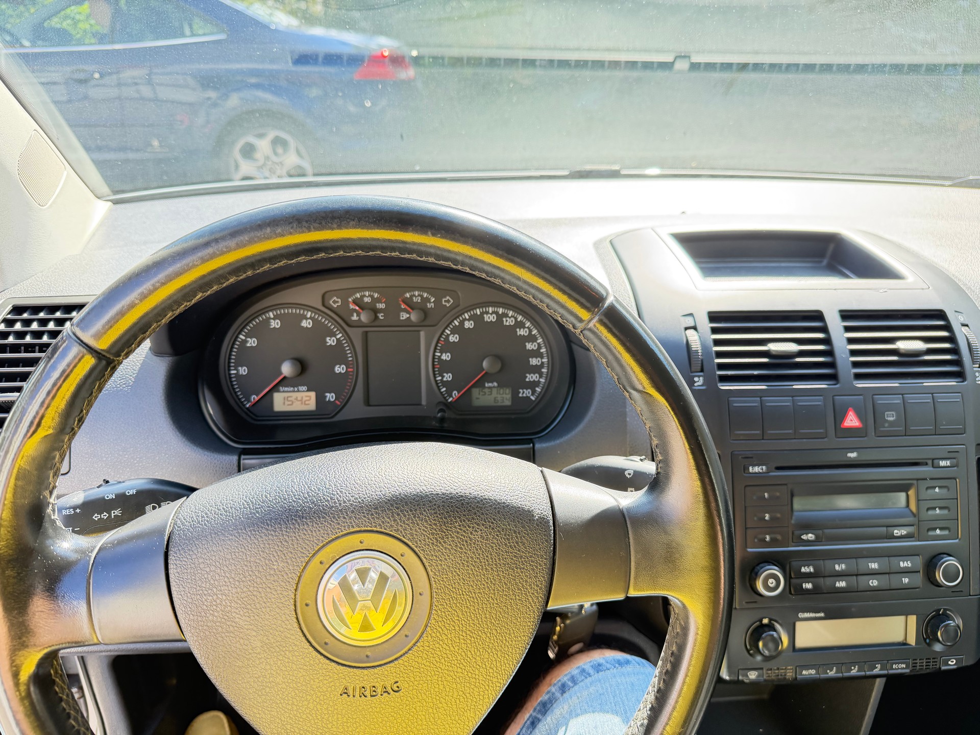 VW Polo 1.4 16V Comfortline/ FRISCH AB MFK & SERVICE ** ZAHNRIEMEN ERSETZT-image-8