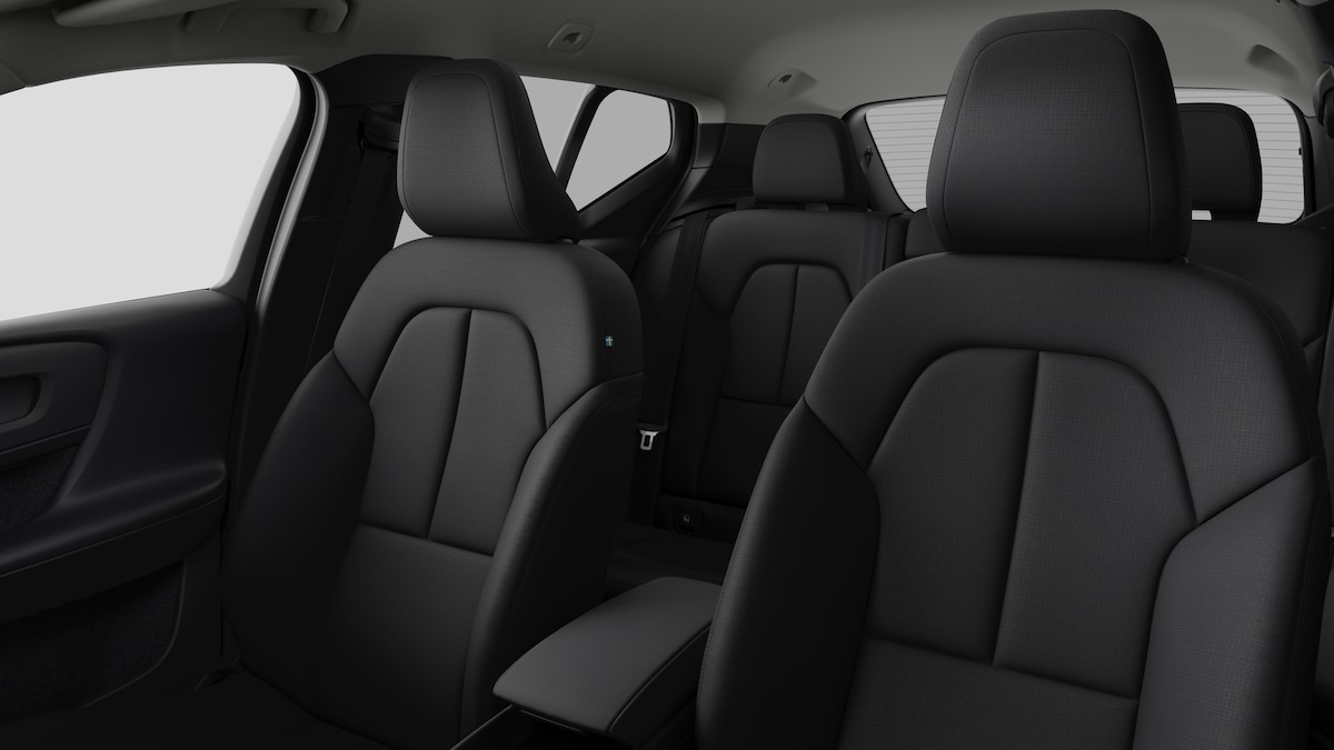 VOLVO XC40 2.0 B3 MH Essential-image-11