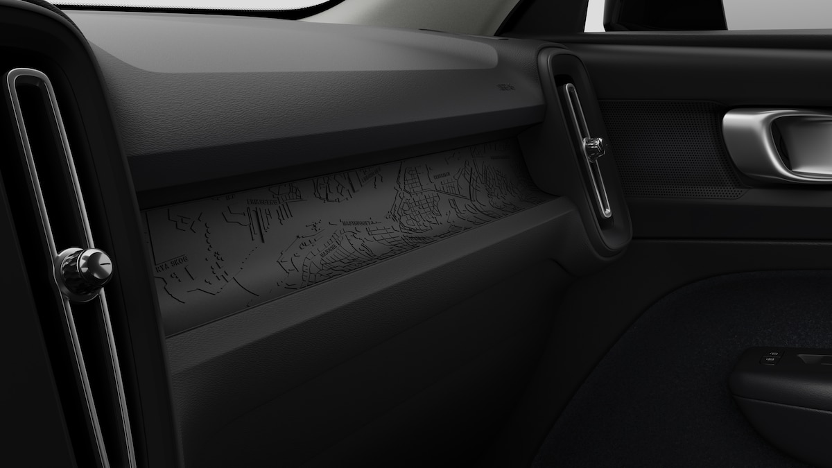 VOLVO XC40 2.0 B3 MH Essential-image-10