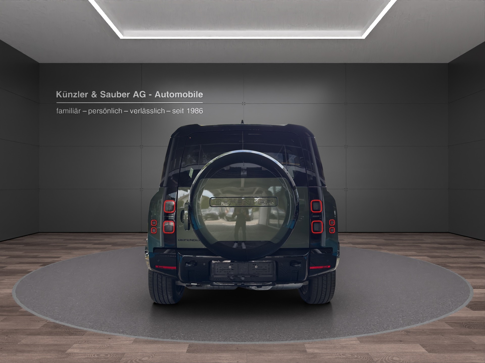 LAND ROVER Defender 110 3.0 D I6 250 X-Dynamic SE AWD AT8-image-16