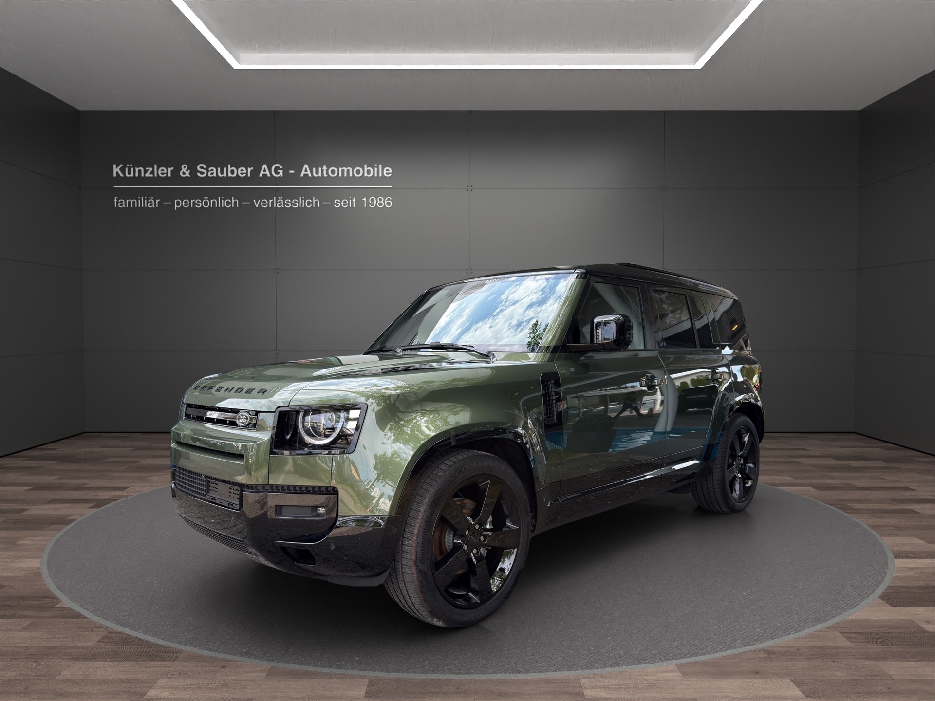LAND ROVER Defender 110 3.0 D I6 250 X-Dynamic SE AWD AT8