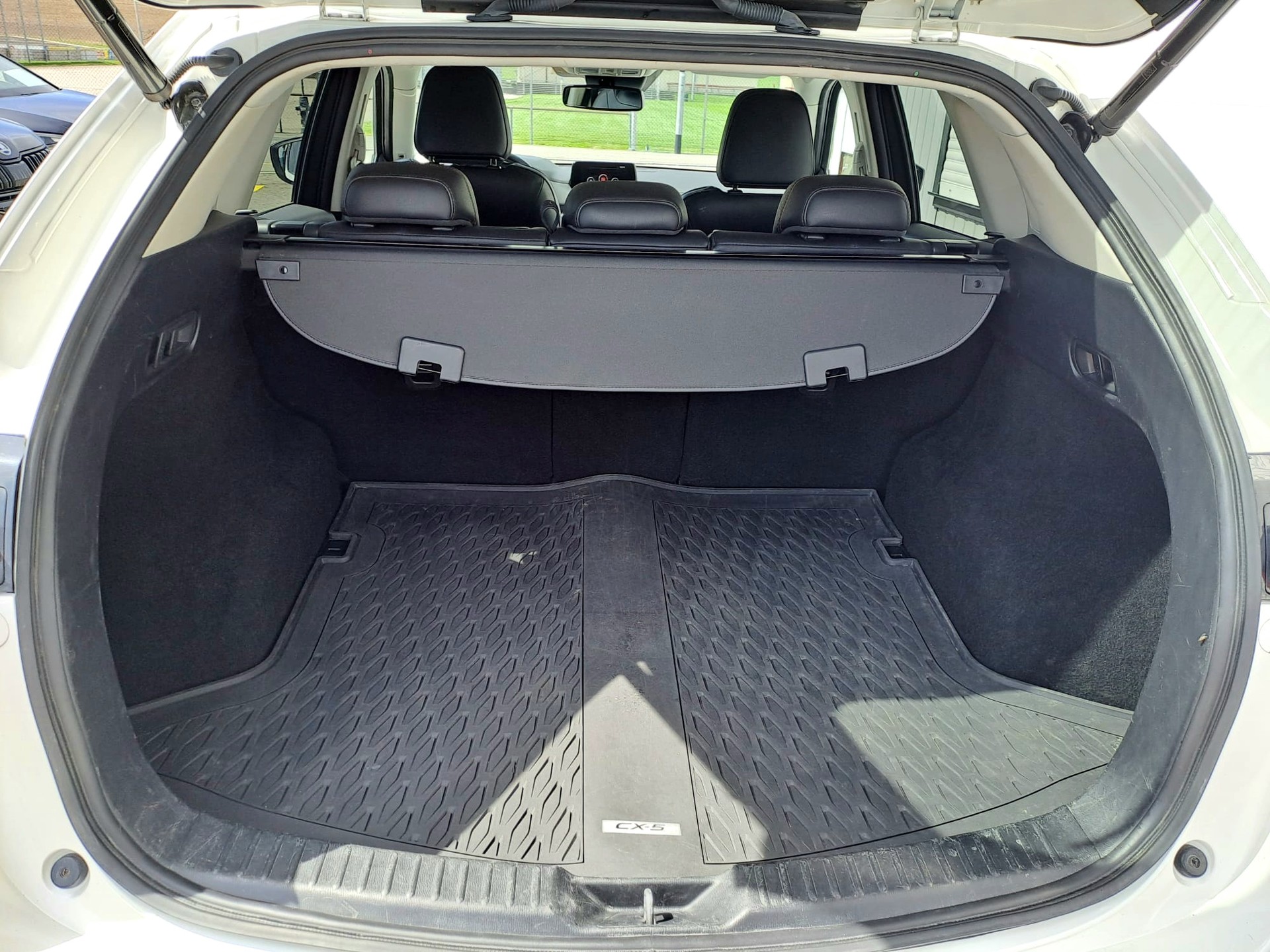 MAZDA CX-5 SKYACTIV-G 194 Revolution AWD Automat inkl. AHK-image-8