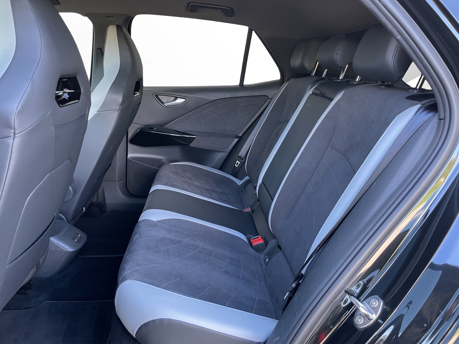 VW ID.3 Pro 58 kWh Pro-image-13