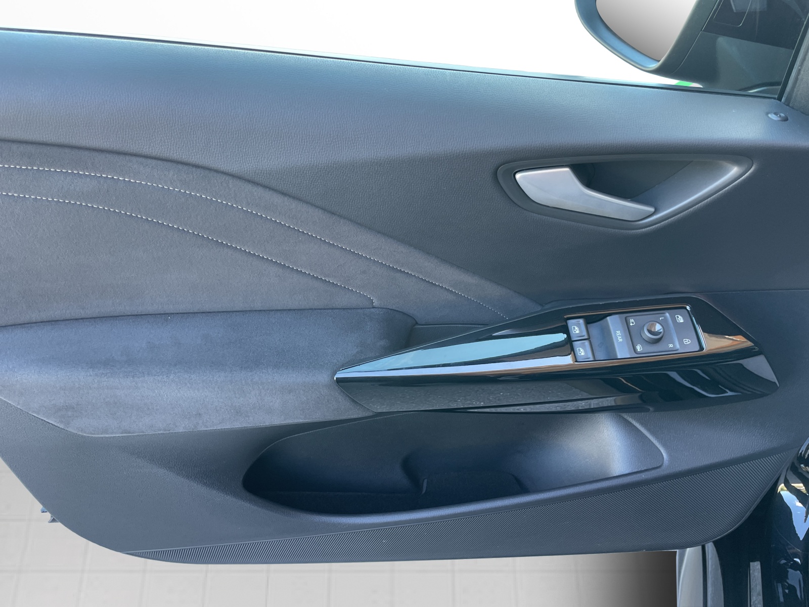 VW ID.3 Pro 58 kWh Pro-image-5