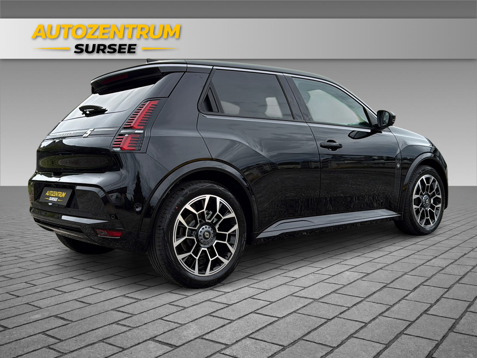 RENAULT R5 E-Tech Comfort Range Roland Garros-image-7