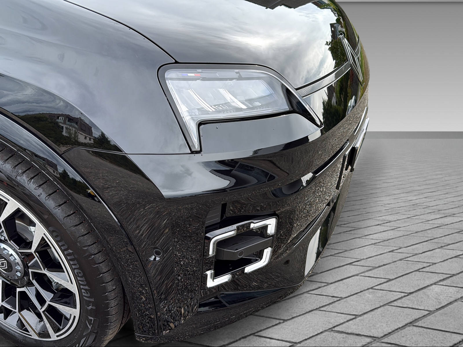 RENAULT R5 E-Tech Comfort Range Roland Garros-image-10