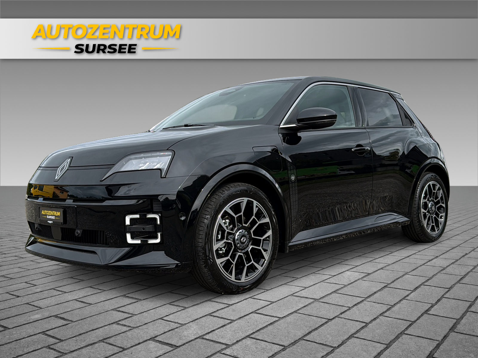 RENAULT R5 E-Tech Comfort Range Roland Garros-image-0