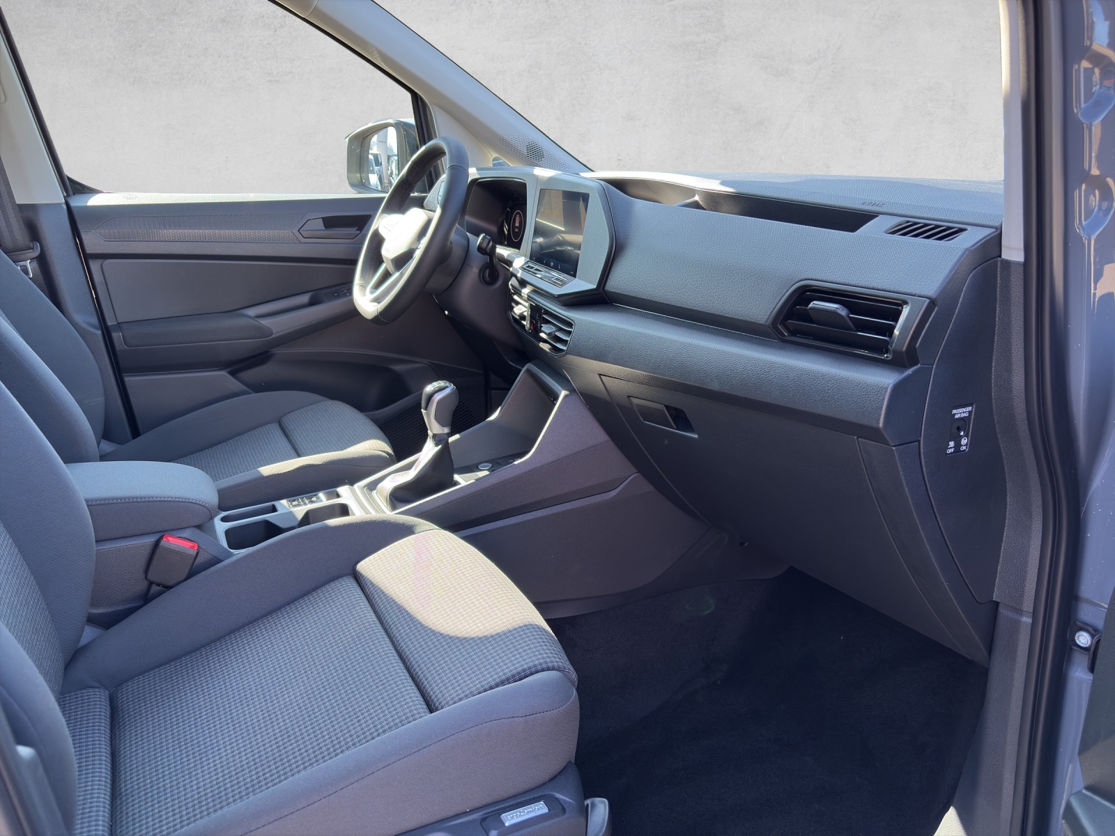 VW Caddy Cargo 2.0TDI Maxi 4Motion-image-9