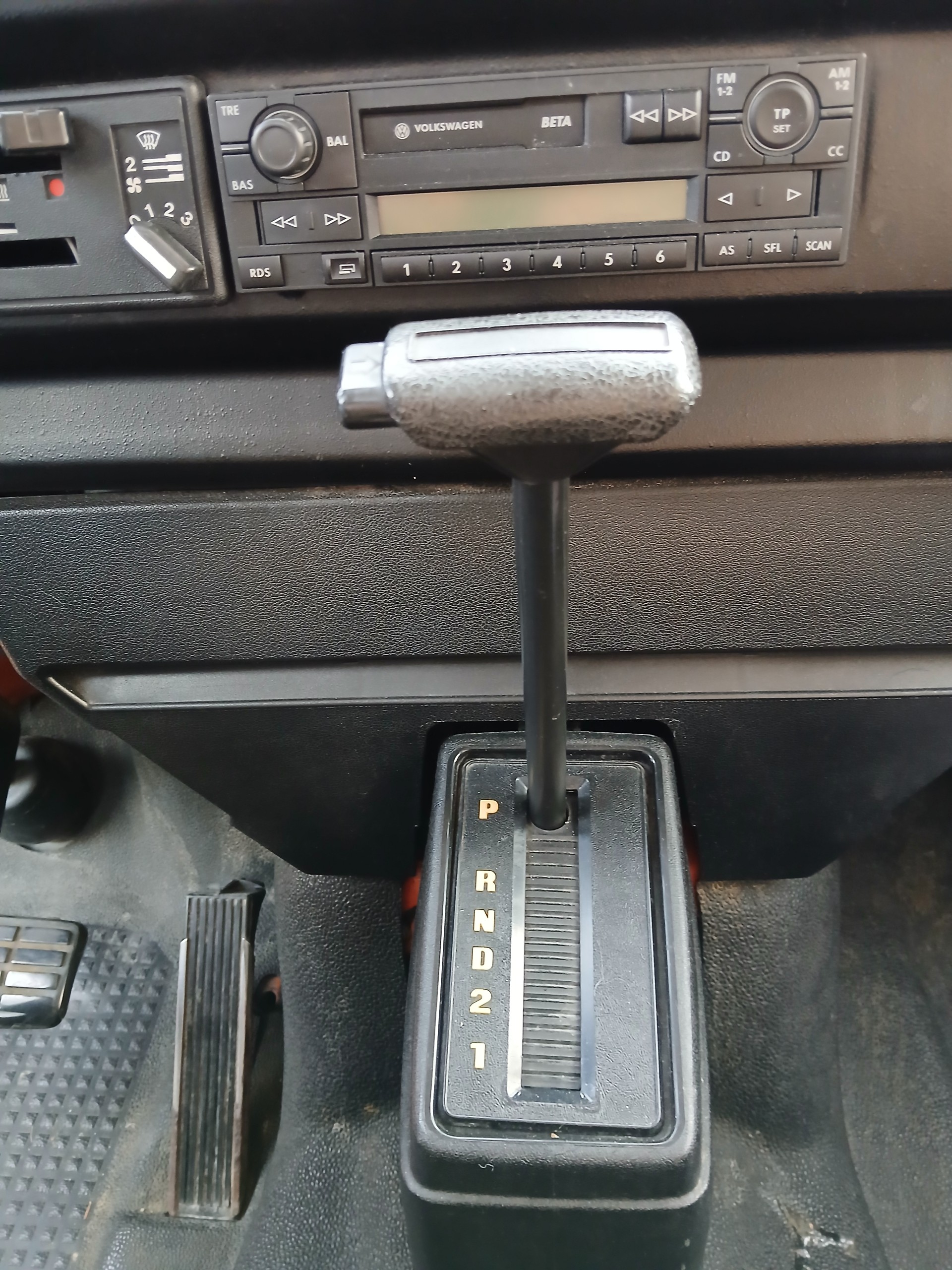 VW 2.1-image-3