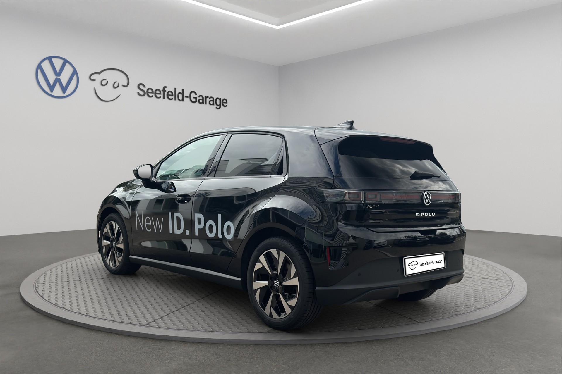 VW ID.Polo 52 kWh Life Edition One-image-3