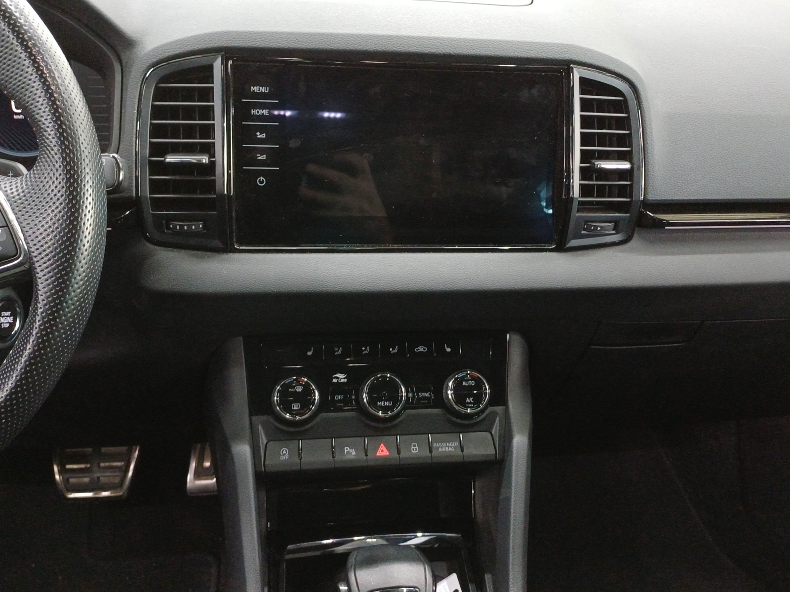 SKODA Karoq 1.5 TSI SportLine DSG-image-10