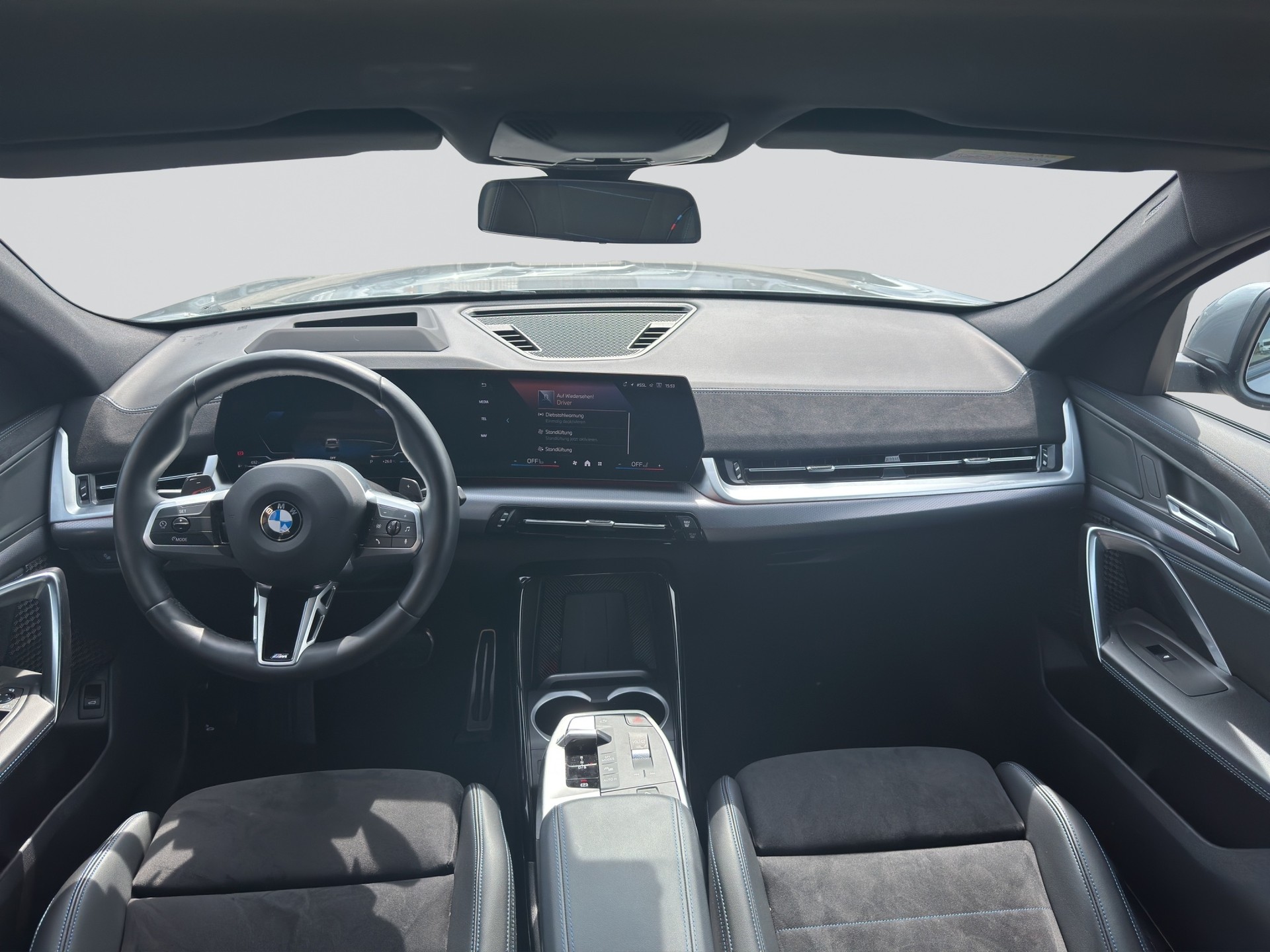 BMW X2 sDrive 20i 48V M Sport Shadow Line-image-11