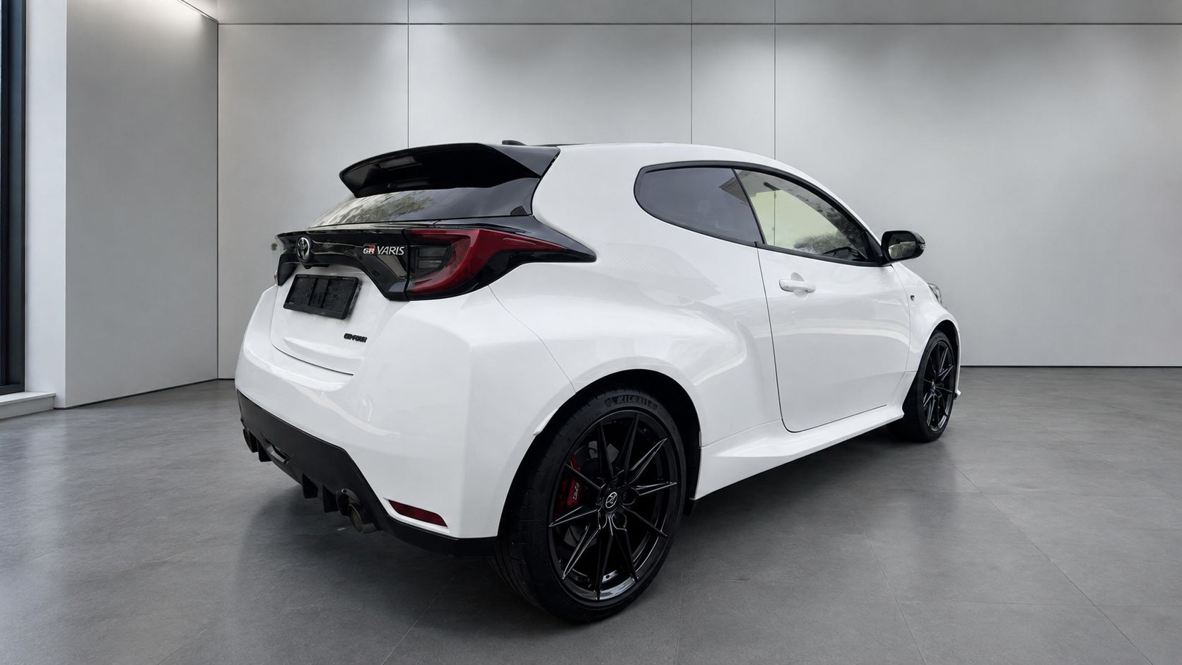 TOYOTA 1.6 Turbo Sport 4x4-image-2