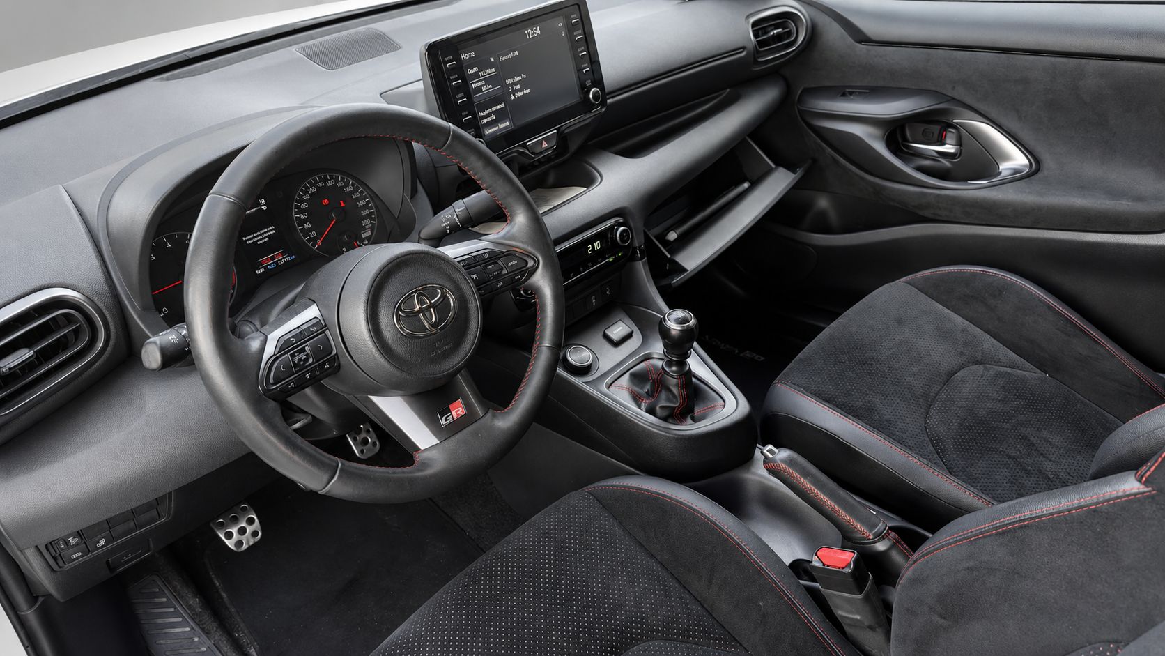 TOYOTA 1.6 Turbo Sport 4x4-image-4