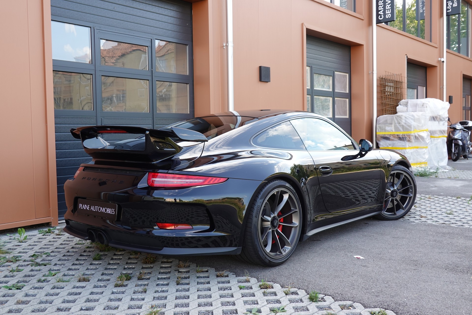 PORSCHE 911 GT3 PDK CH Auto "* Porsche Approved 05/2028 * Pack Clubsport * Sièges 918 Baquet Carbon * Lift Suspension * Phares LED *"-image-6