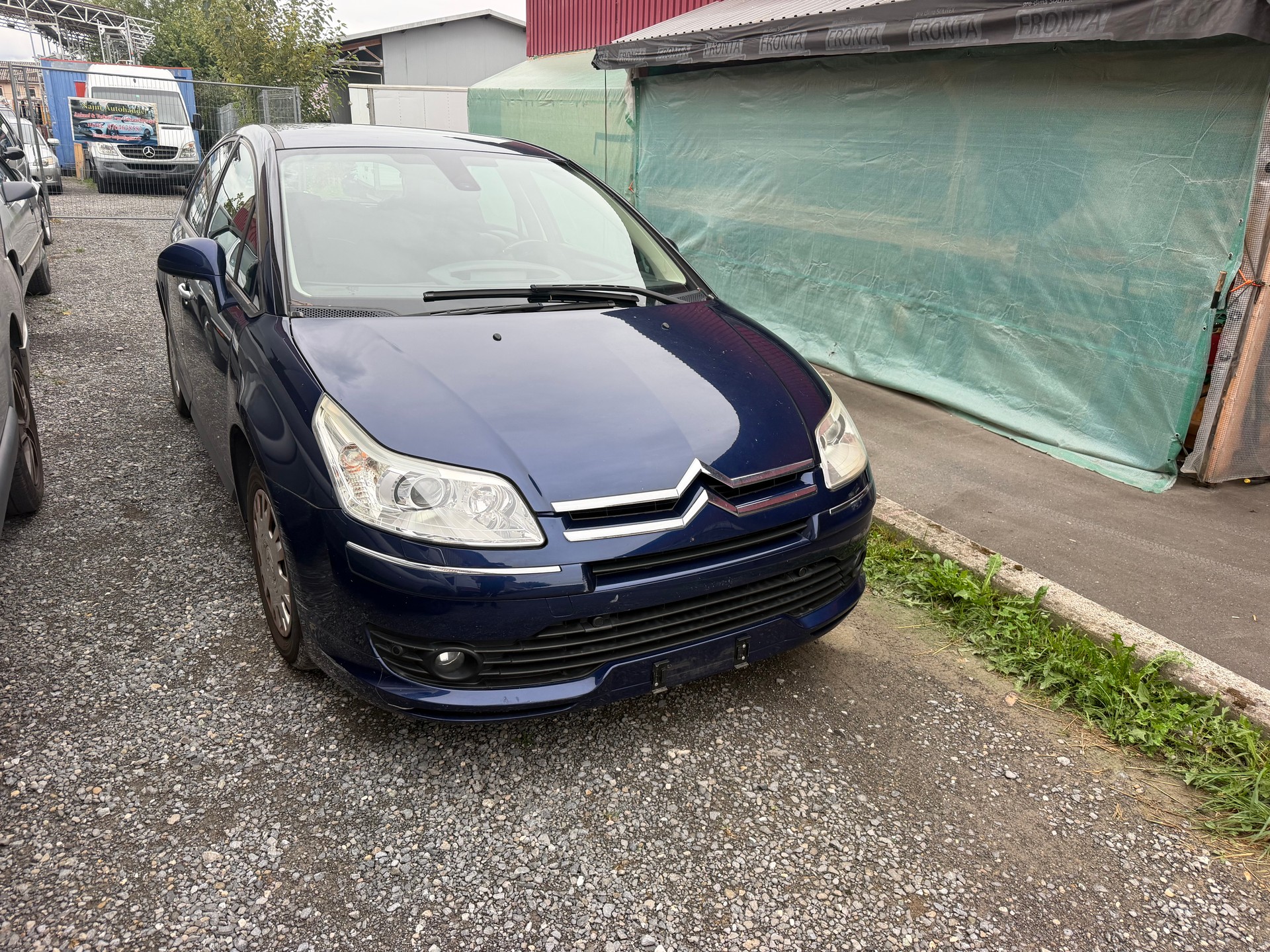 CITROEN C4 Berline 2.0i 16V Exclusive Automatic-image-1