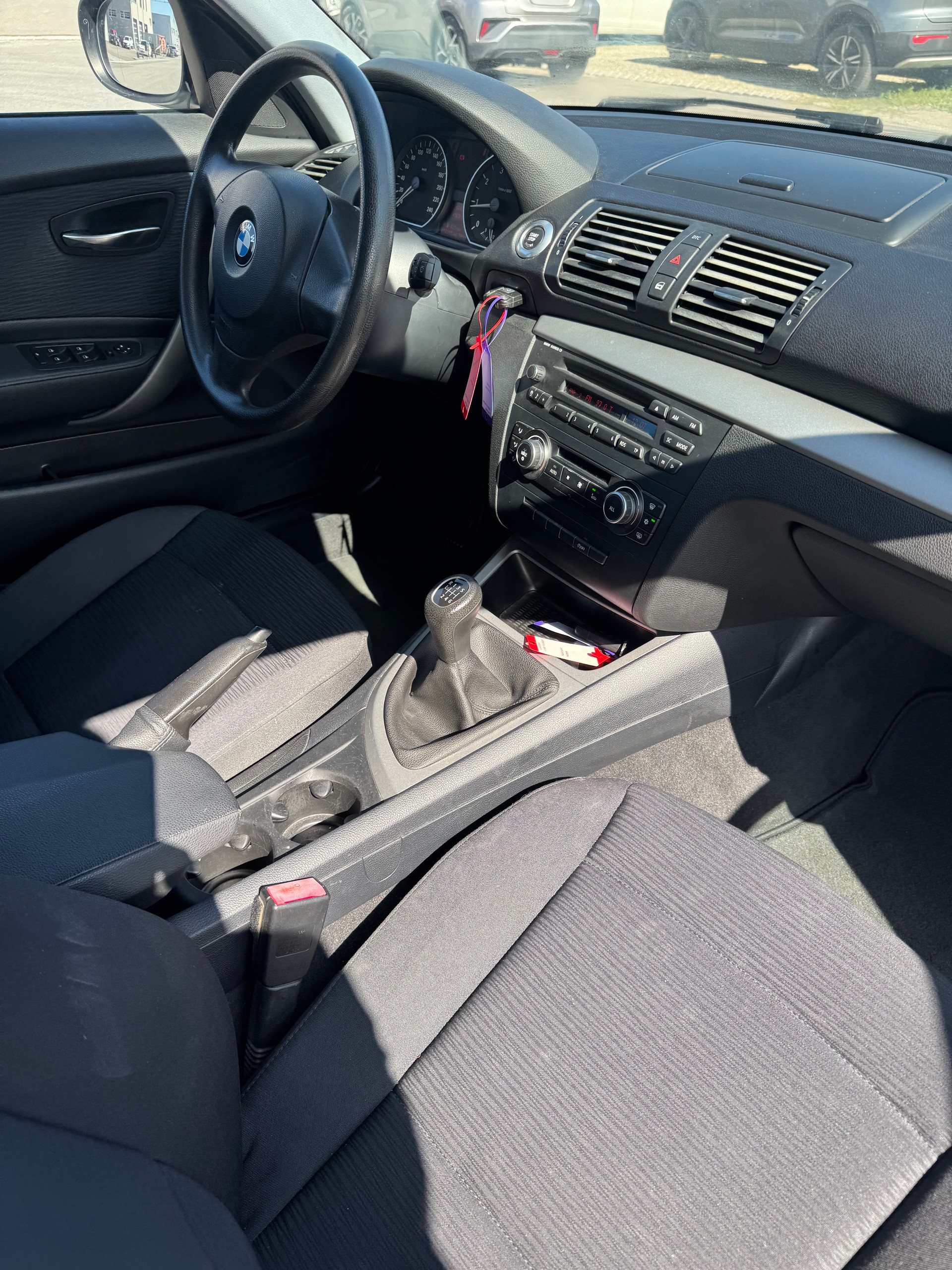 BMW 118i AccessPlus-image-3