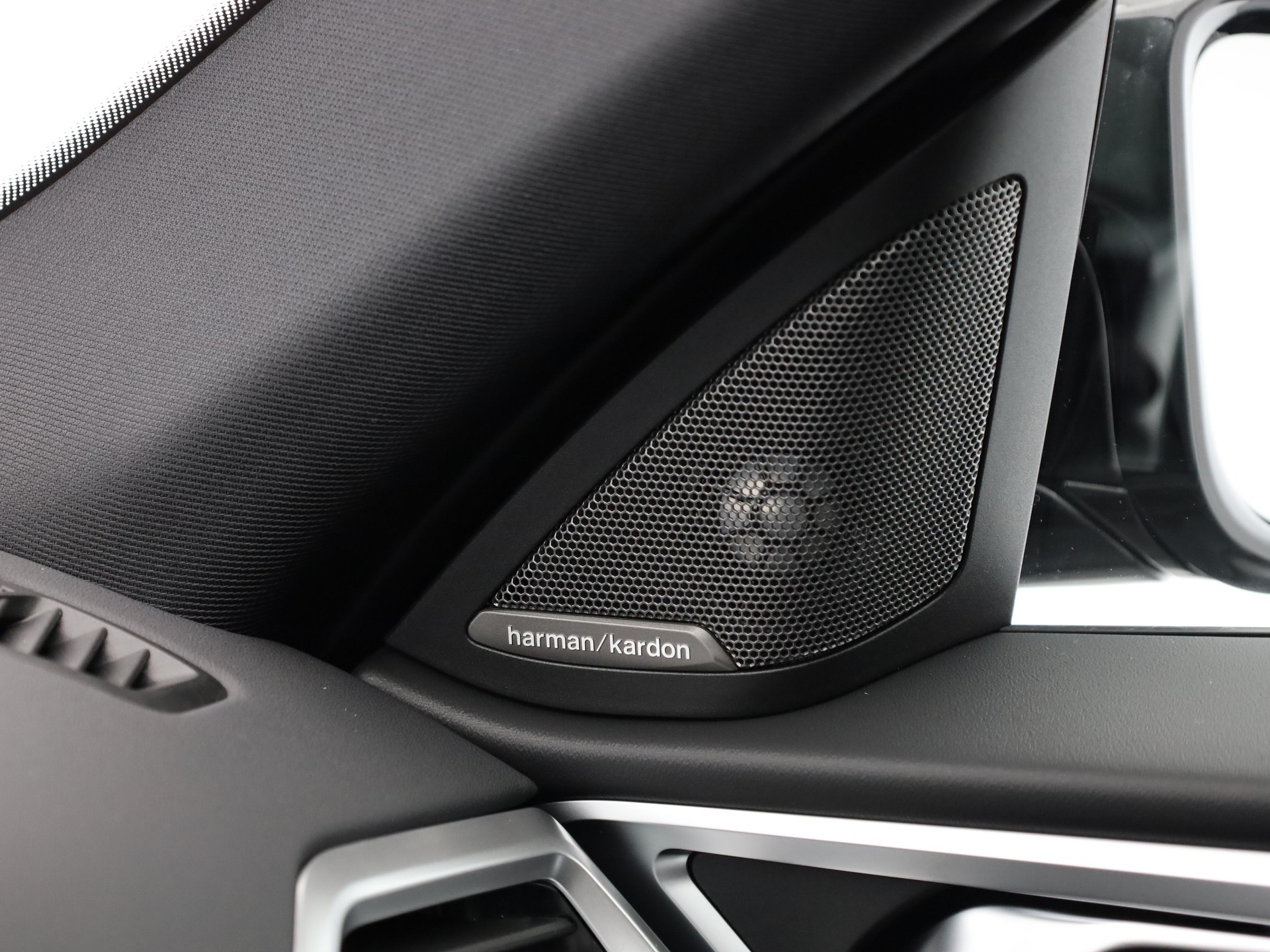 BMW i4 M60 xDrive Gran Coupé-image-21