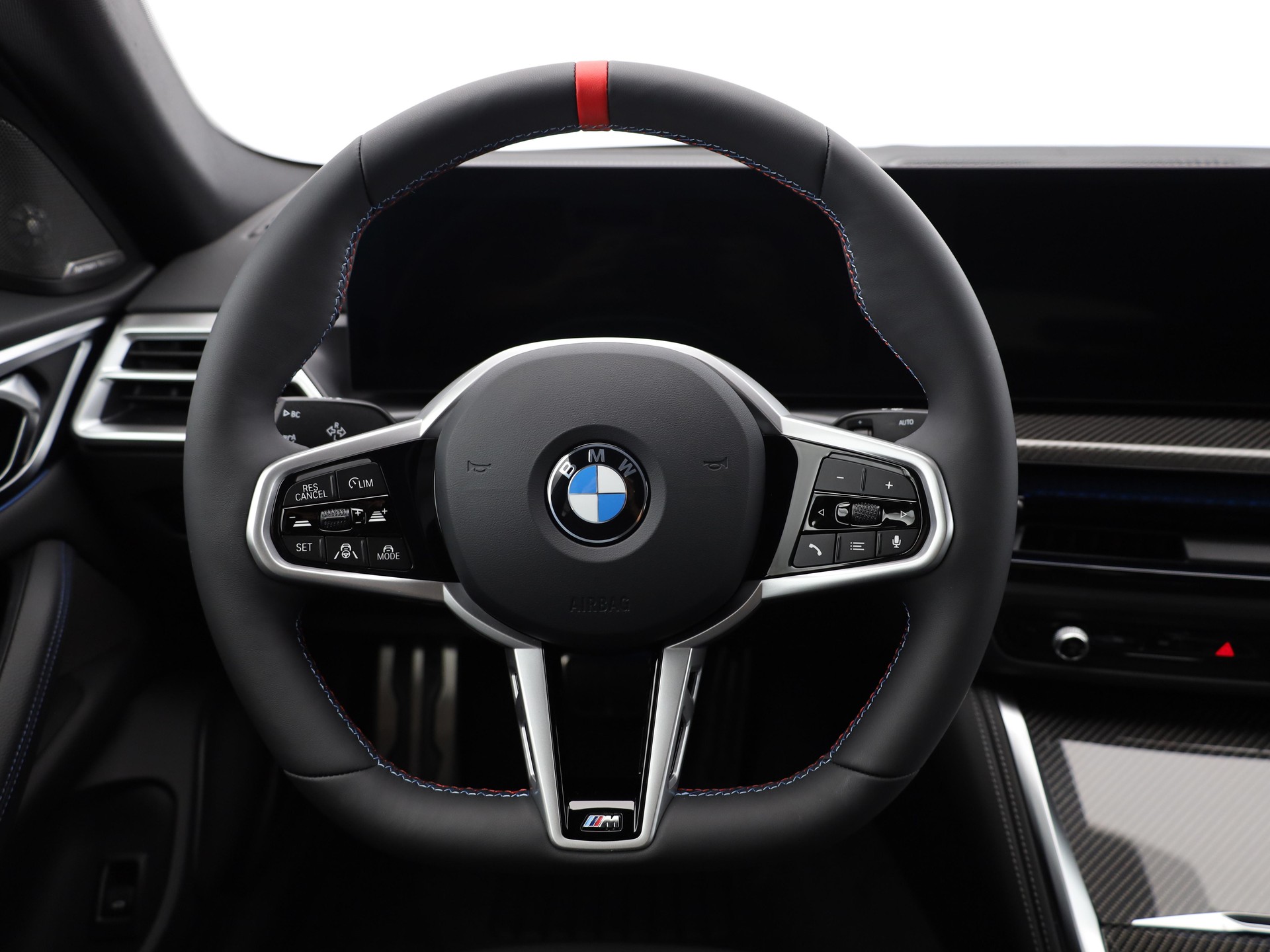 BMW i4 M60 xDrive Gran Coupé-image-20