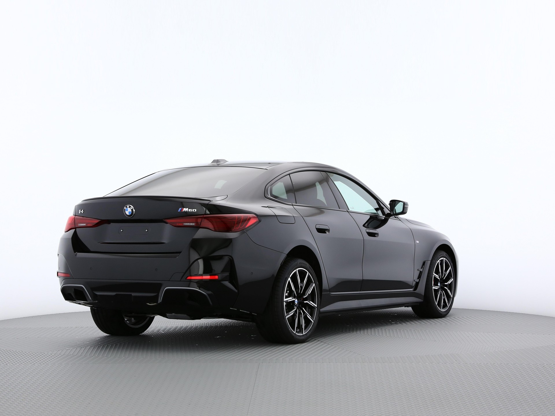 BMW i4 M60 xDrive Gran Coupé-image-1