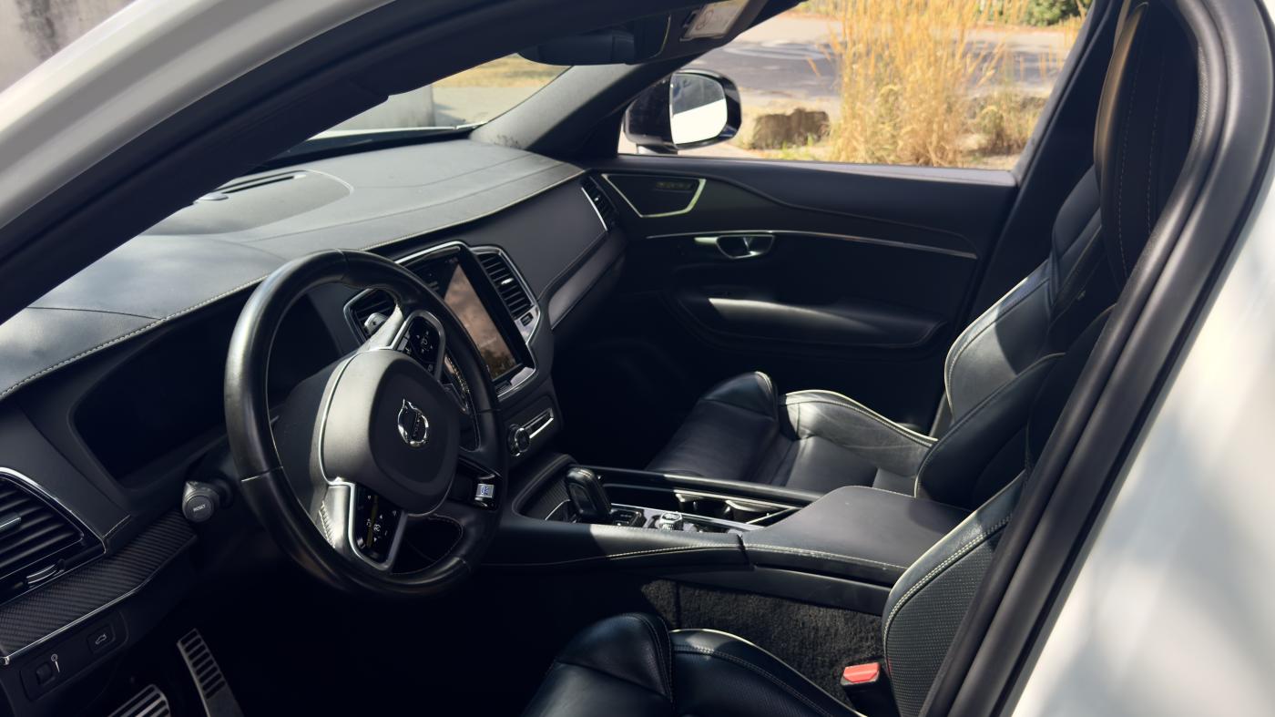 VOLVO XC90 B5 Diesel Mild Hybrid AWD R-Design Geartronic-image-5