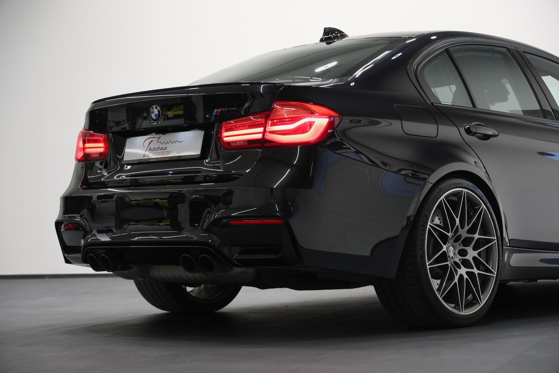 BMW M3 Competition Drivelogic *Tiefergelegt*-image-17