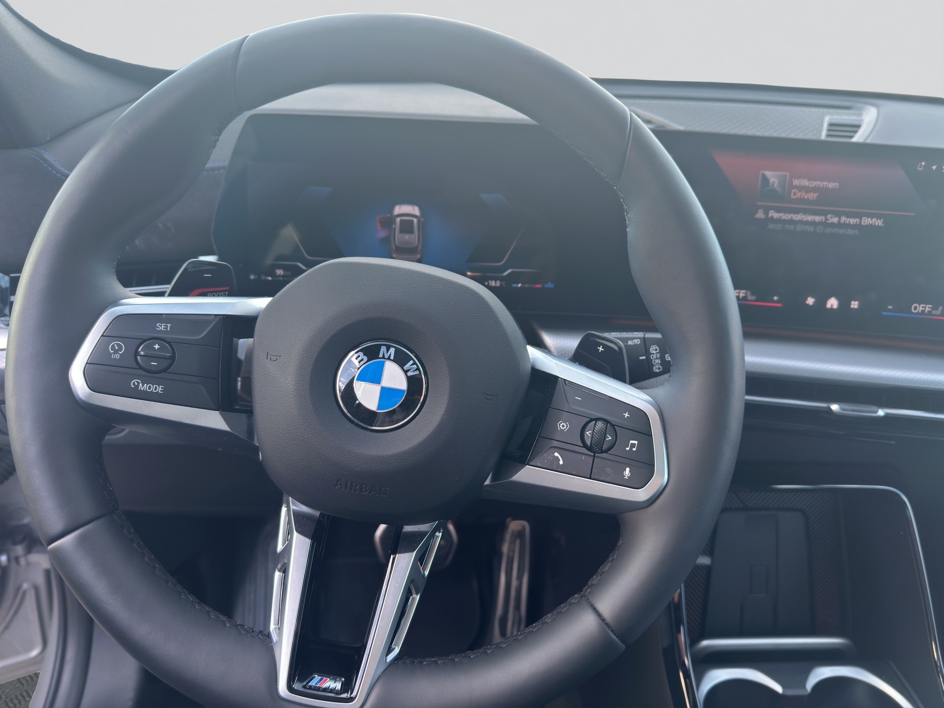 BMW X1 sDrive 18i M Sport Pro Shadow Line-image-9