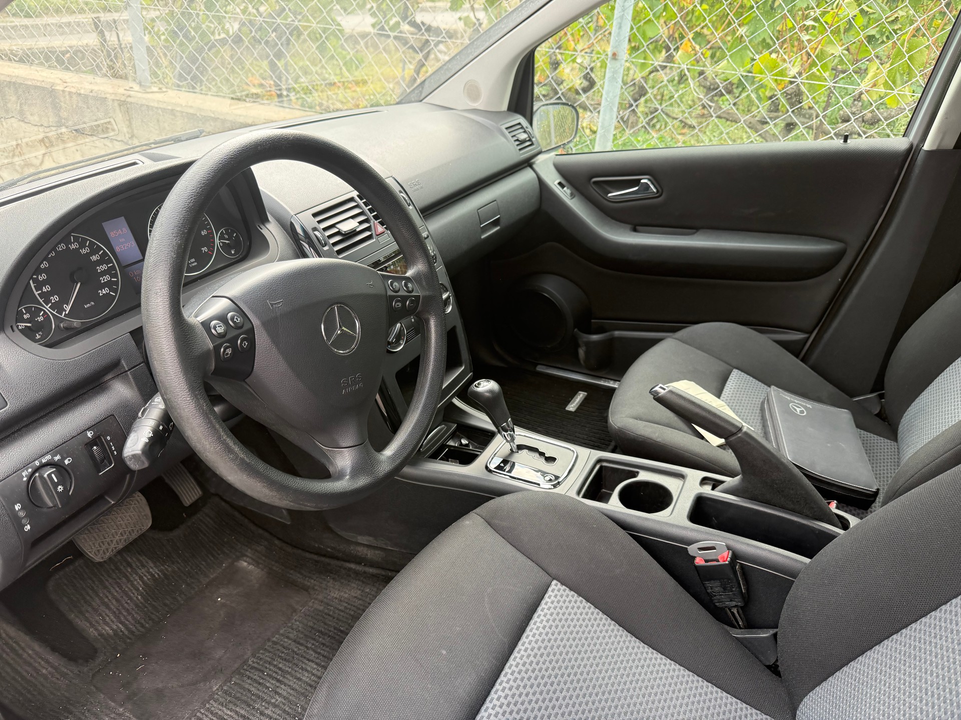 MERCEDES-BENZ A 170-image-1