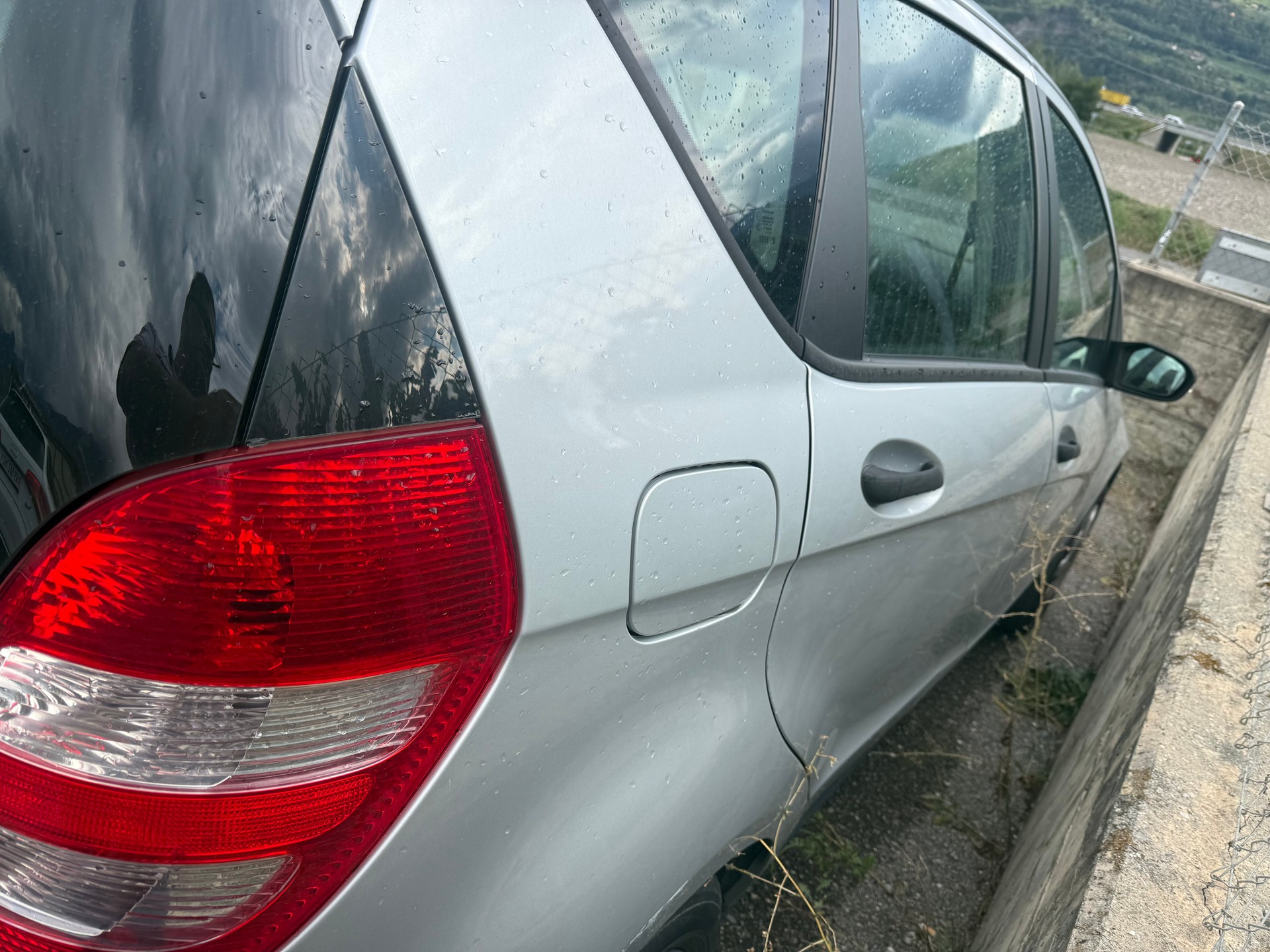 MERCEDES-BENZ A 170-image-9