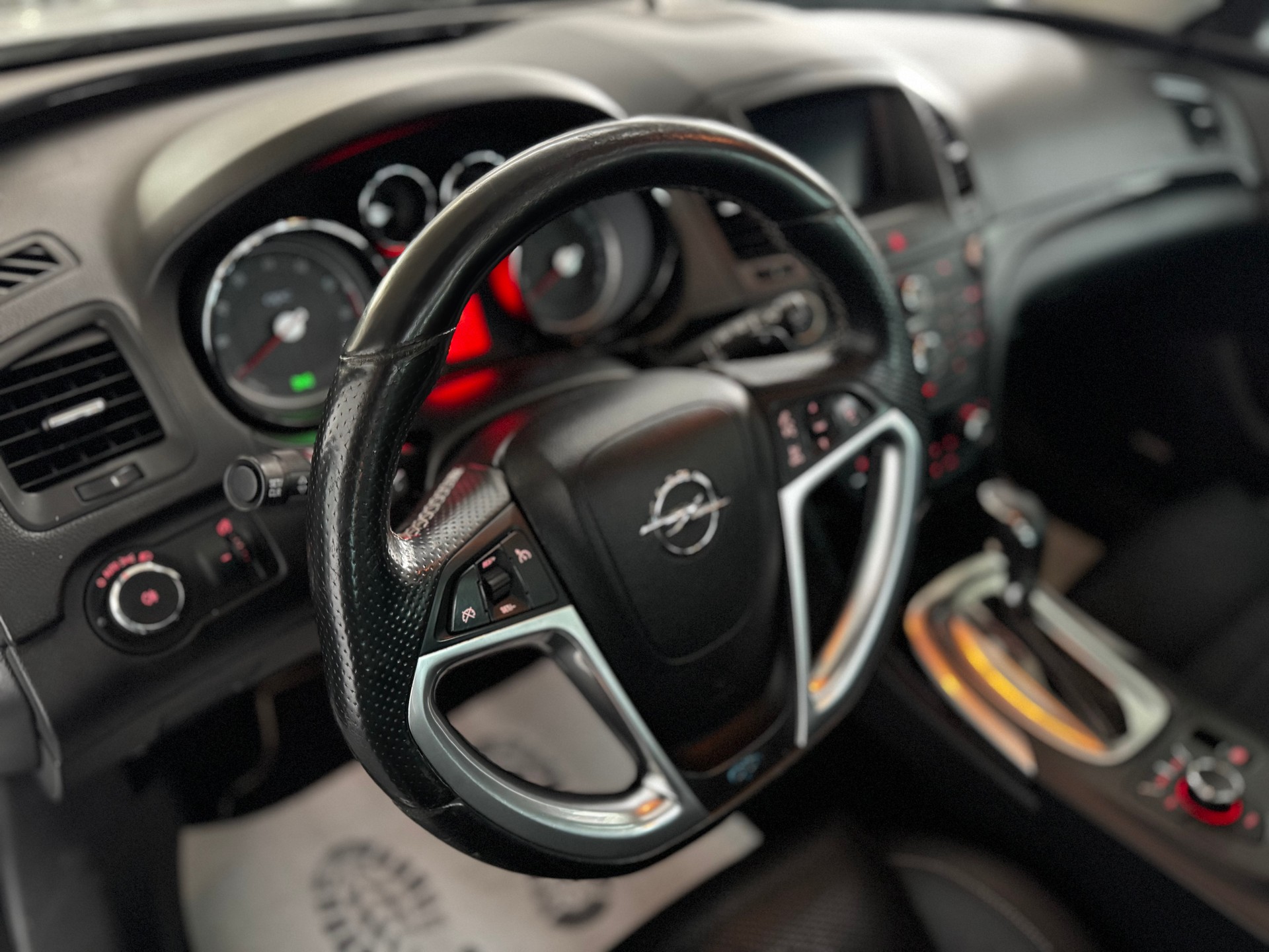 OPEL Insignia Sports Tourer 2.8 Turbo OPC 4WD Automatic-image-11