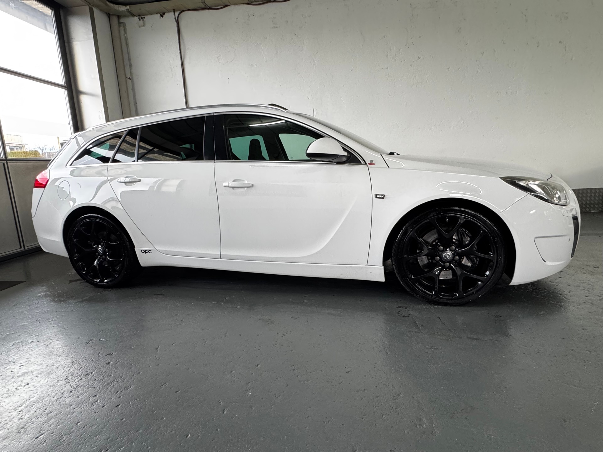 OPEL Insignia Sports Tourer 2.8 Turbo OPC 4WD Automatic-image-6