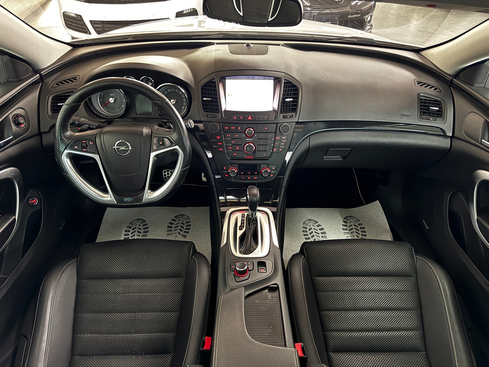 OPEL Insignia Sports Tourer 2.8 Turbo OPC 4WD Automatic-image-15
