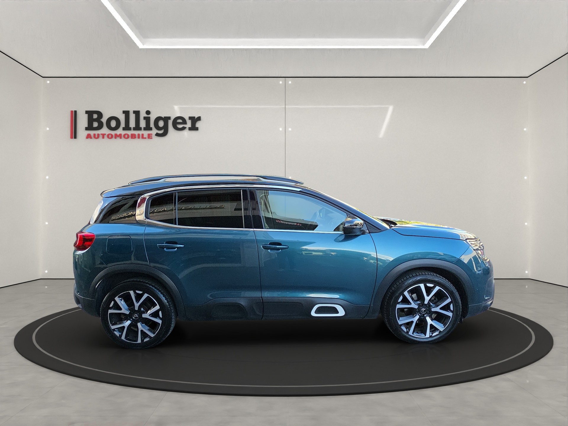 CITROEN C5 Aircross 1.5 BlueHD Shine EAT8-image-3