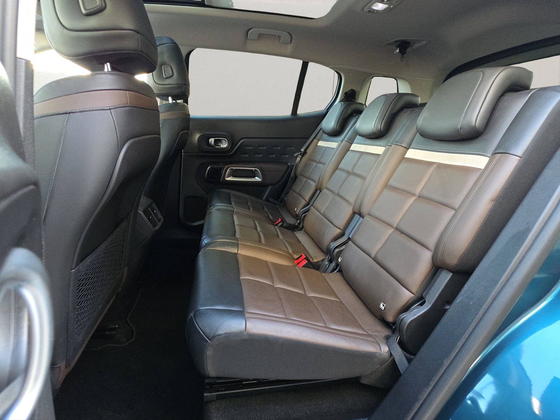 CITROEN C5 Aircross 1.5 BlueHD Shine EAT8-image-11