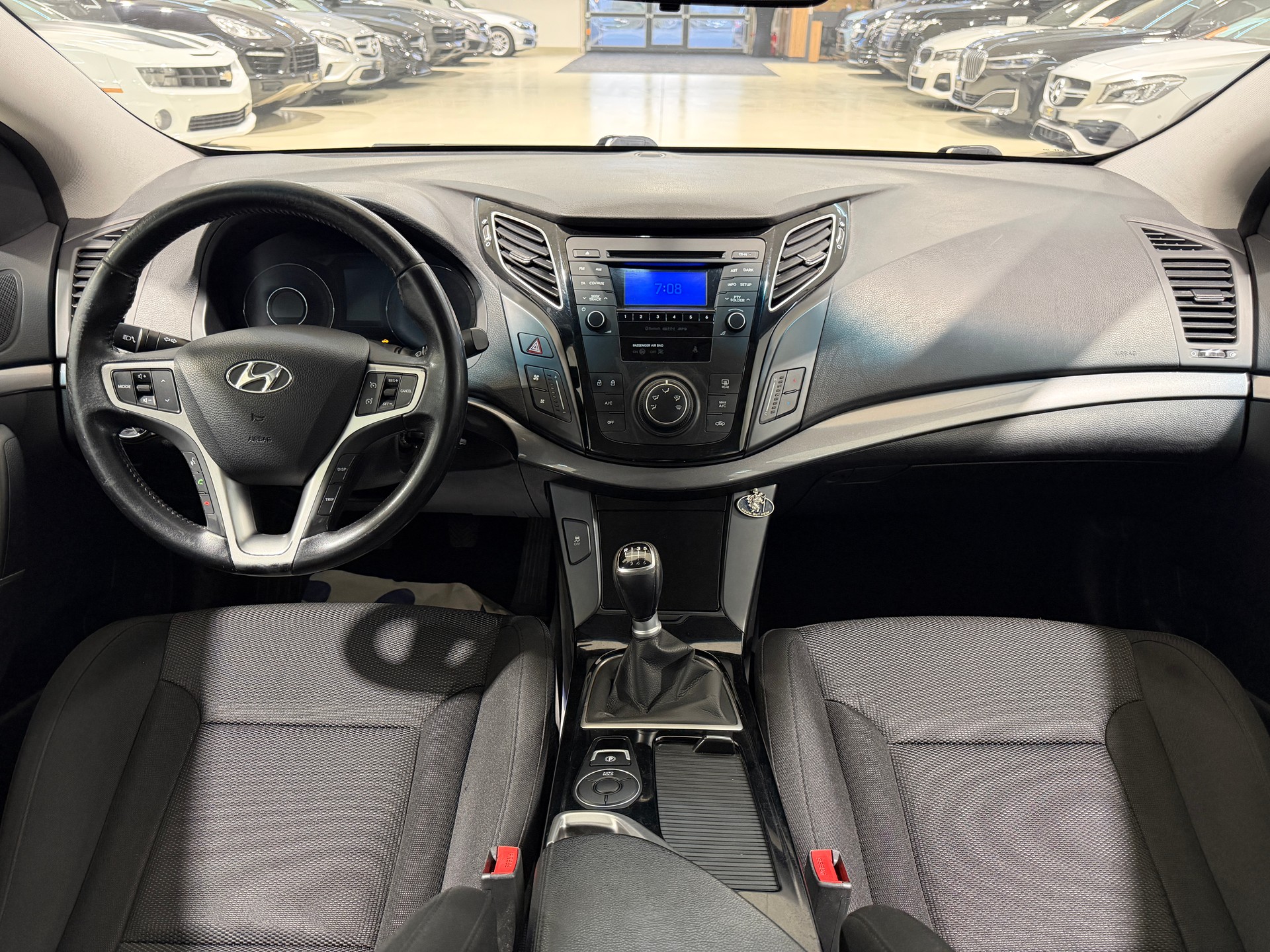 HYUNDAI i40 Wagon 1.7 CRDI Premium-image-10