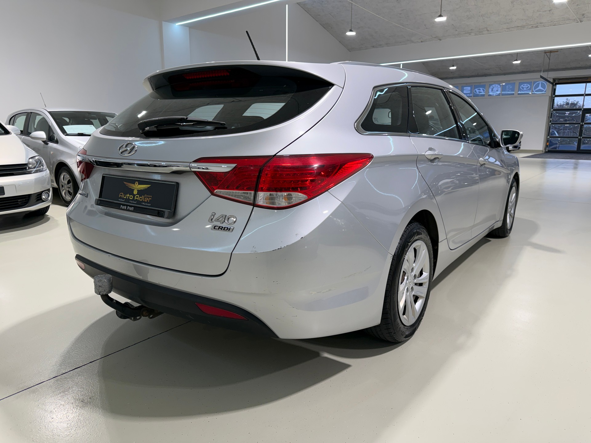 HYUNDAI i40 Wagon 1.7 CRDI Premium-image-5