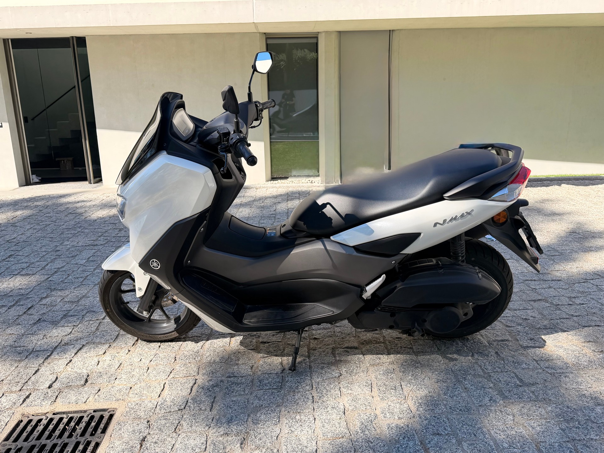 YAMAHA N-MAX GPD125A-image-4