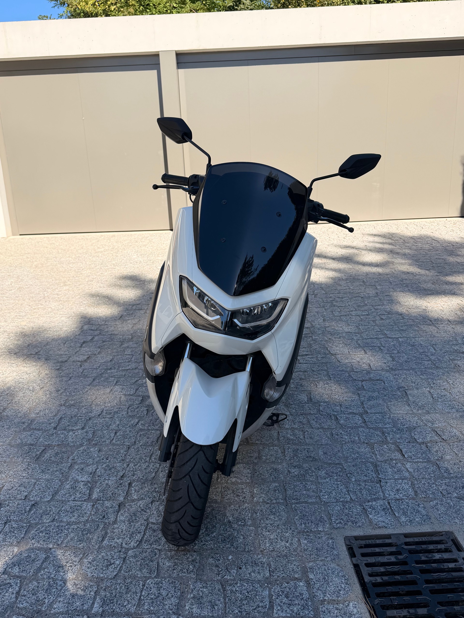 YAMAHA N-MAX GPD125A-image-1