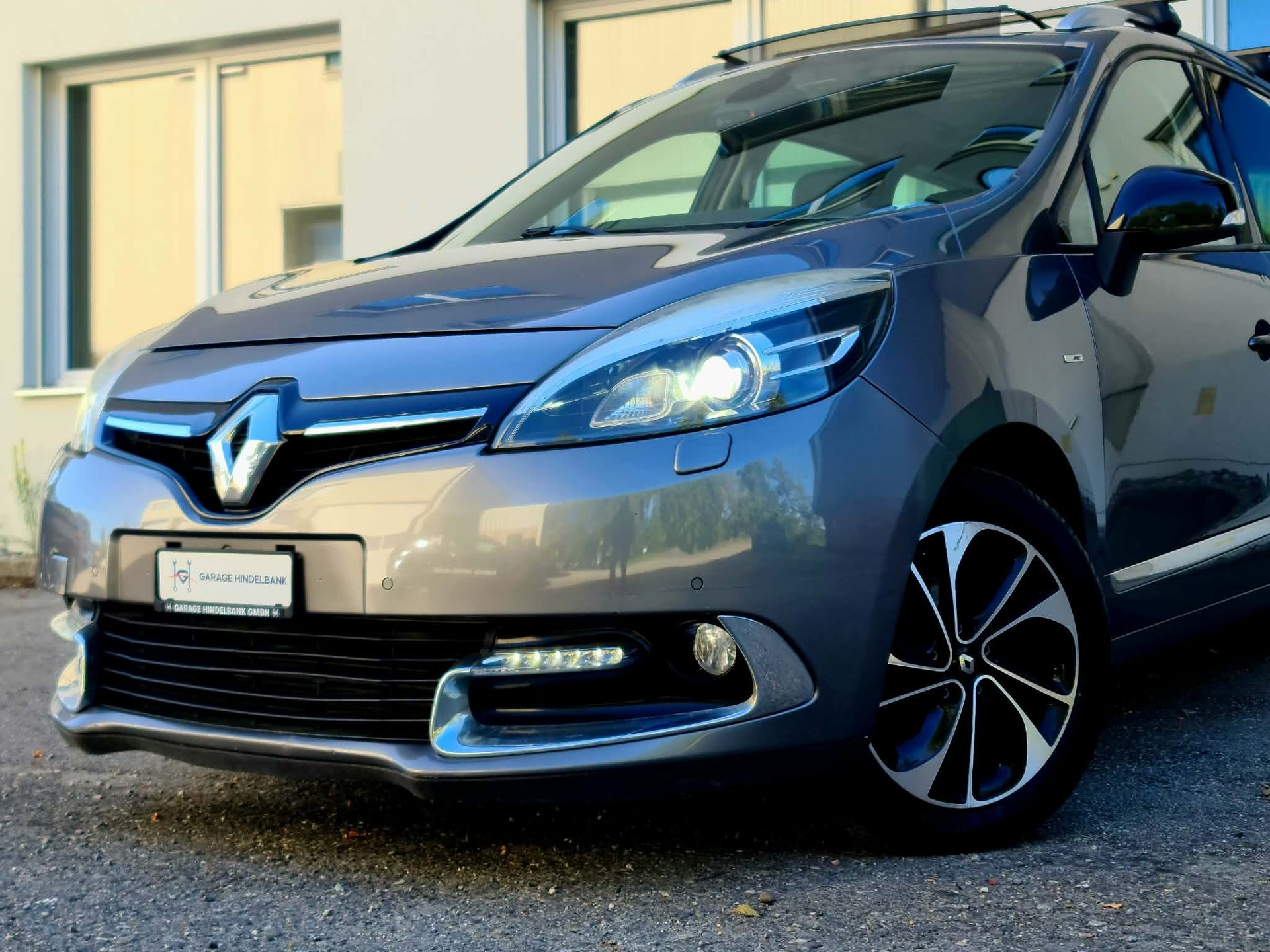 RENAULT Grand Scénic 1.5 dCi Bose EDC-image-2