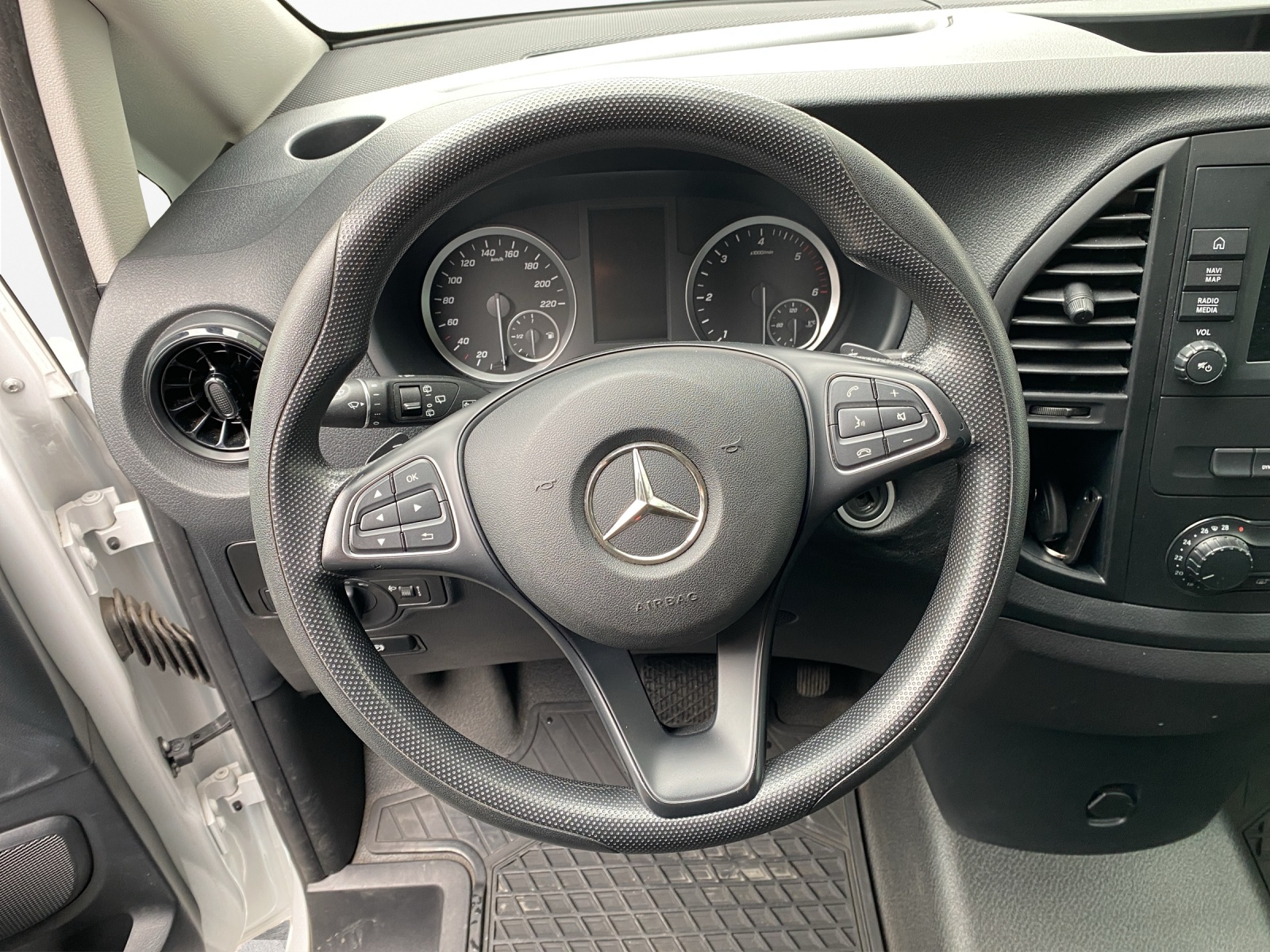 MERCEDES-BENZ Vito 114 Kaw. L 2.0 CDI-image-11