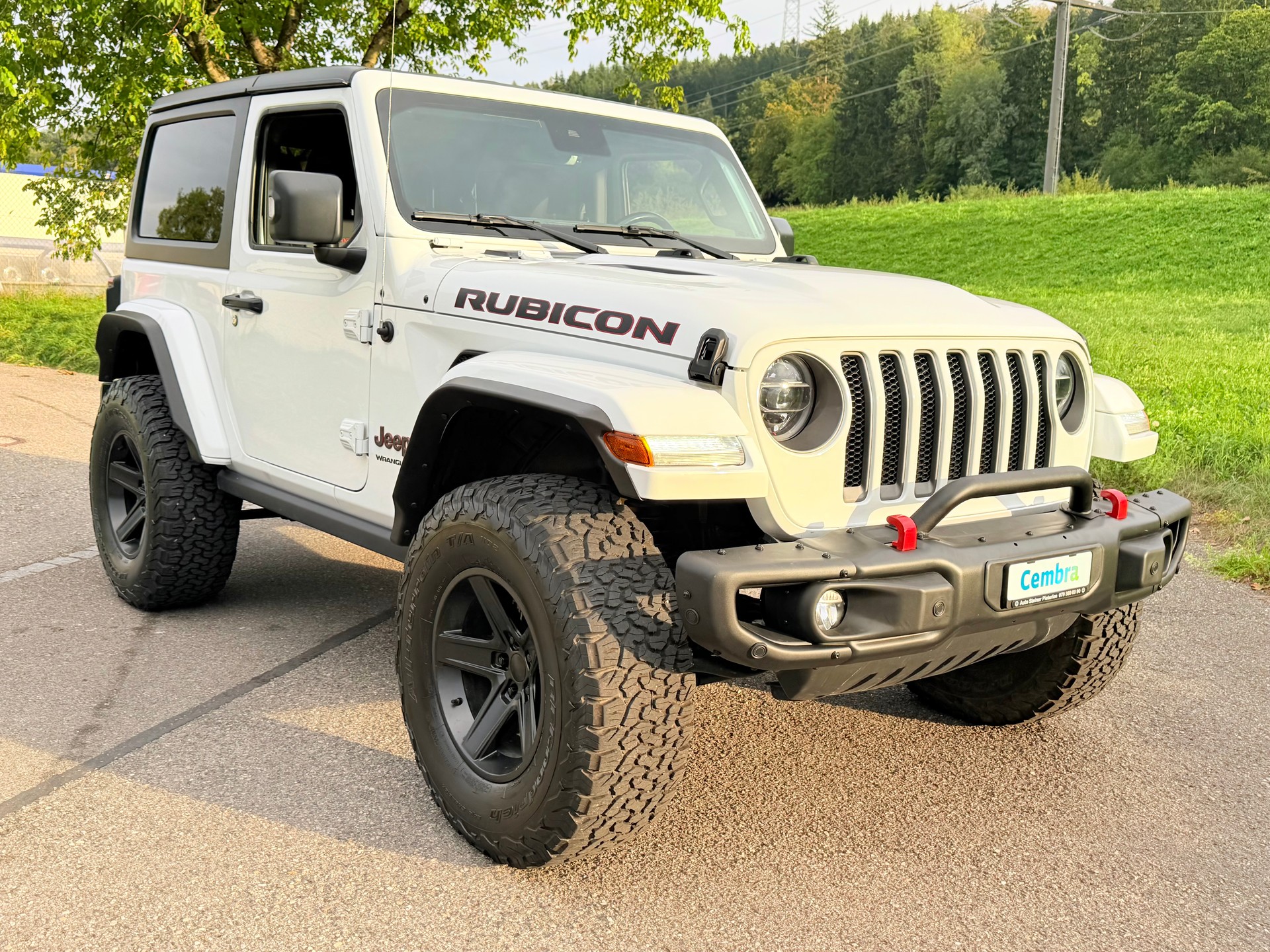 JEEP WRANGLER 2.2MJ RUBICON 4X4 "HÖHER + BREITER" ALLES MIT MFK !! VIEL UMGEBAUT !! FRISCH AB MFK !! AHK 2800 KG. MIT GRATIS SERVICE.-showroom-element-3