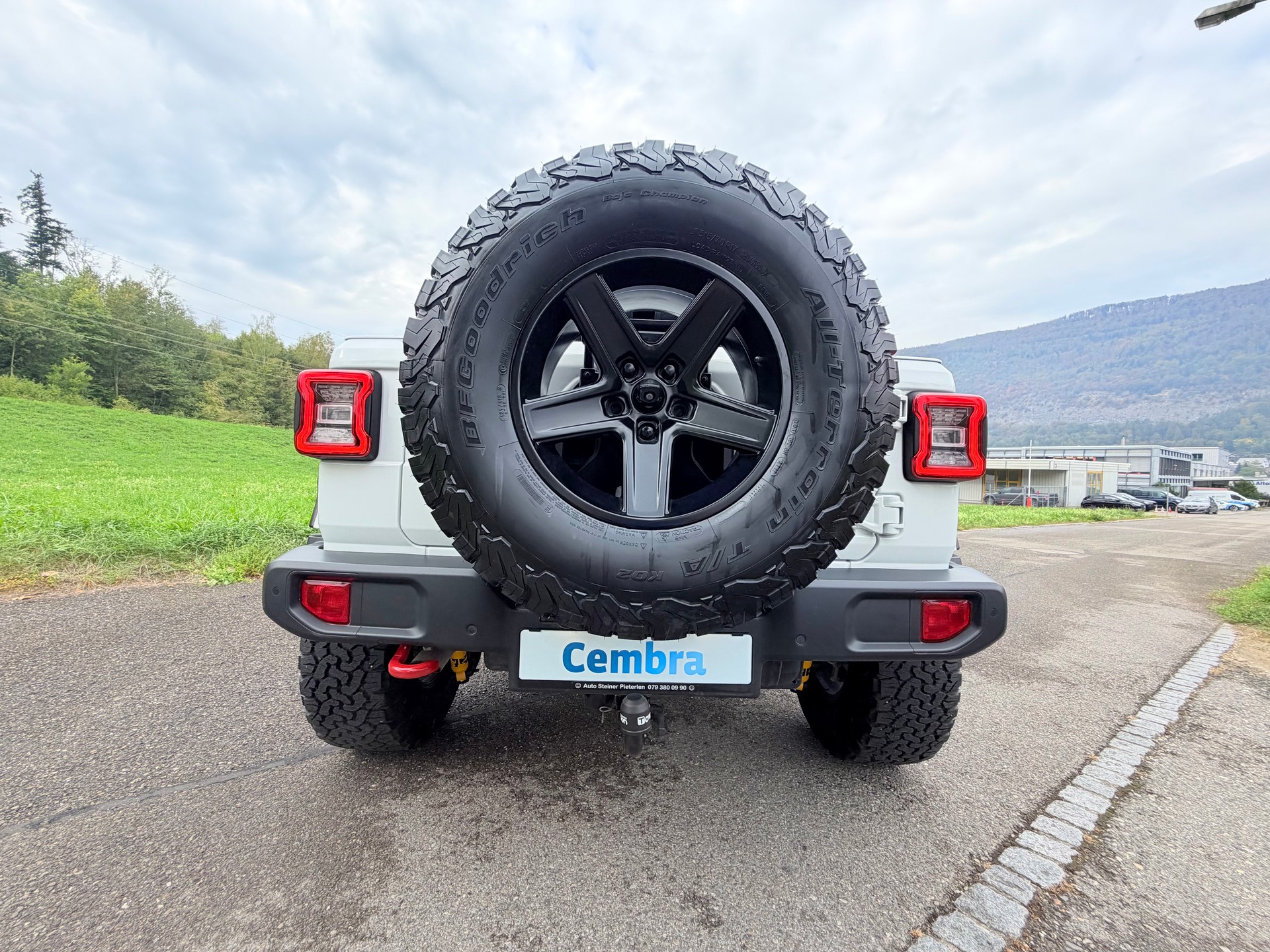 JEEP WRANGLER 2.2MJ RUBICON 4X4 "HÖHER + BREITER" ALLES MIT MFK !! VIEL UMGEBAUT !! FRISCH AB MFK !! AHK 2800 KG. MIT GRATIS SERVICE.-image-49