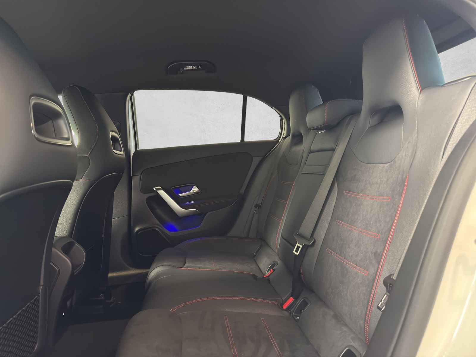 MERCEDES-BENZ A 250 4M AMG W177-image-2