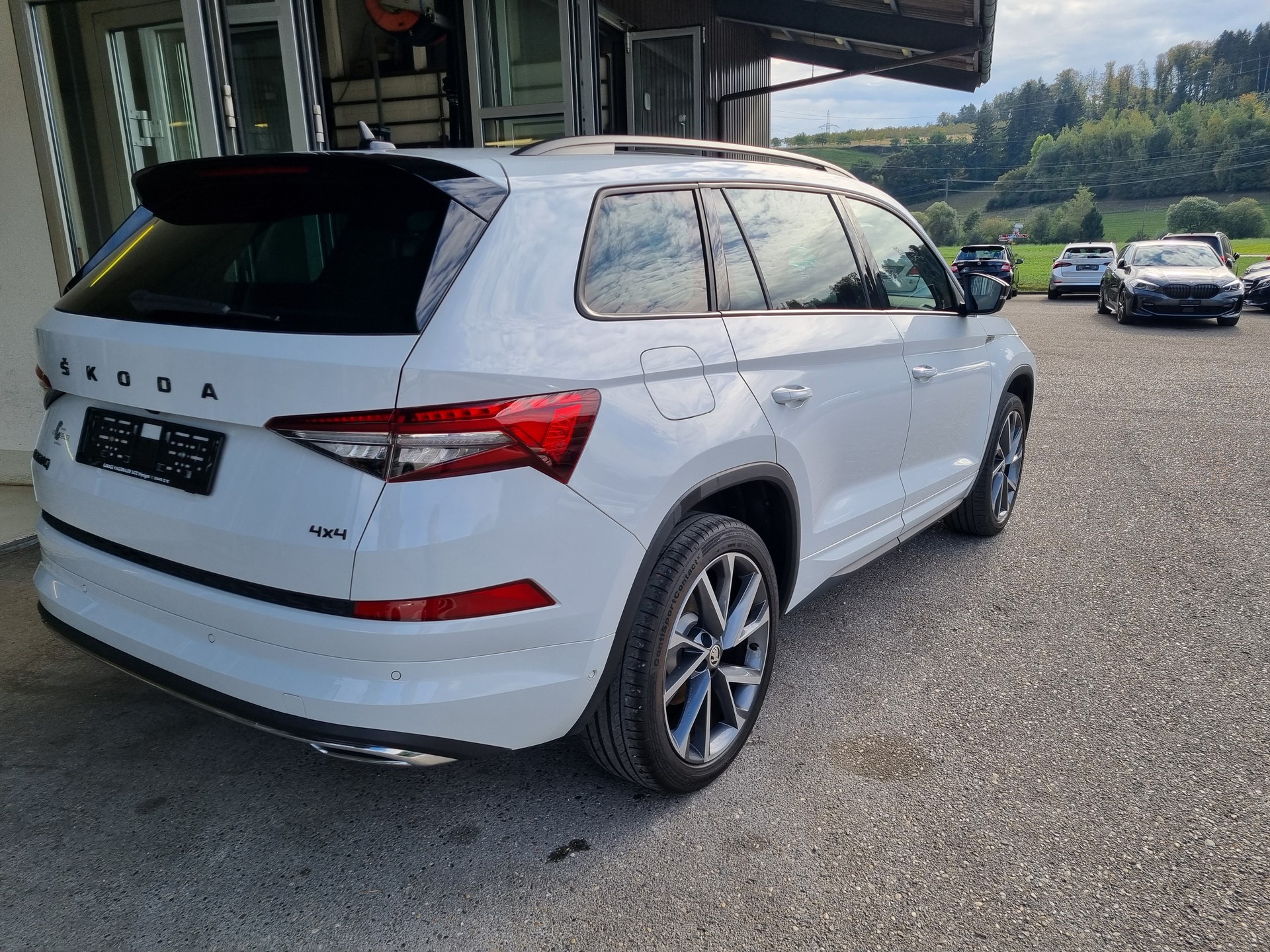 SKODA Kodiaq 2.0 TSI 4x4 SportLine-image-3