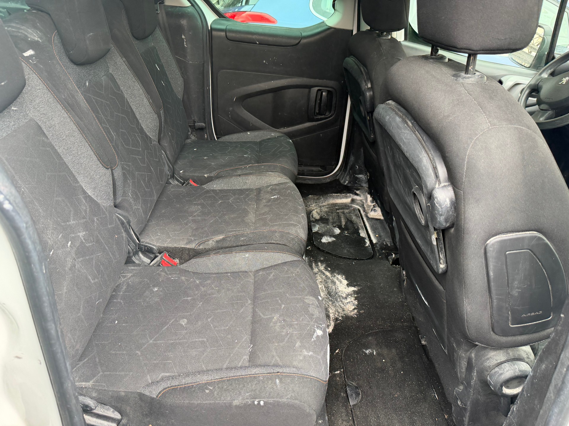 PEUGEOT Partner 1.6 VTi Active-image-6