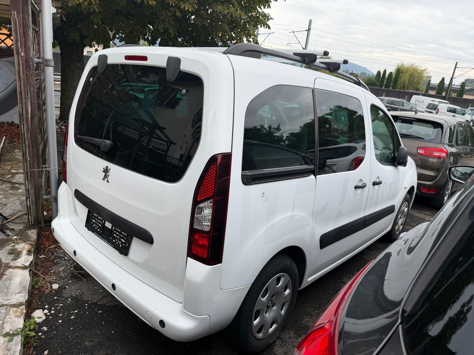 PEUGEOT Partner 1.6 VTi Active-image-2