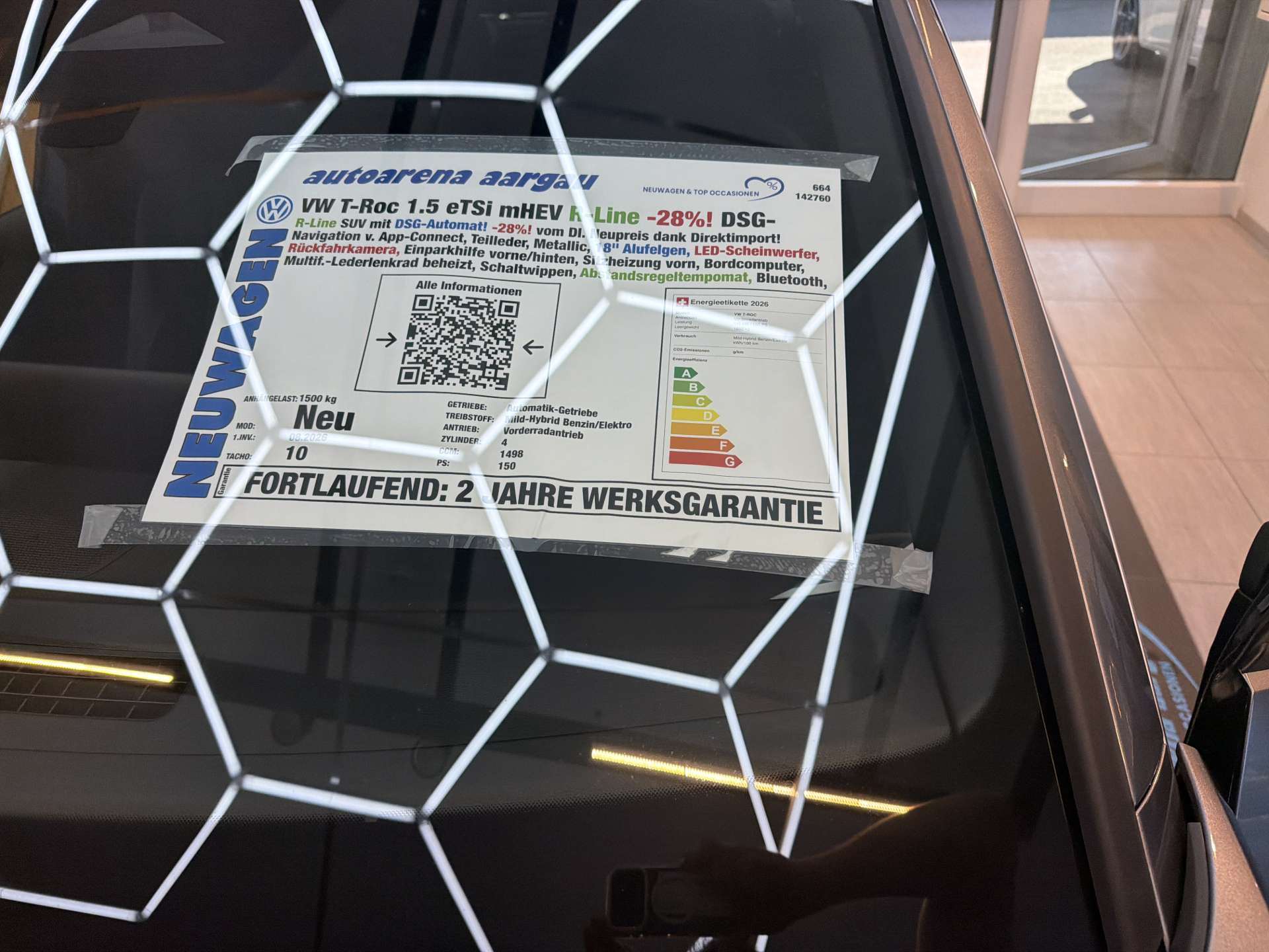 VW T-Roc 1.5 eTSi mHEV R-Line DSG-Automat-image-3