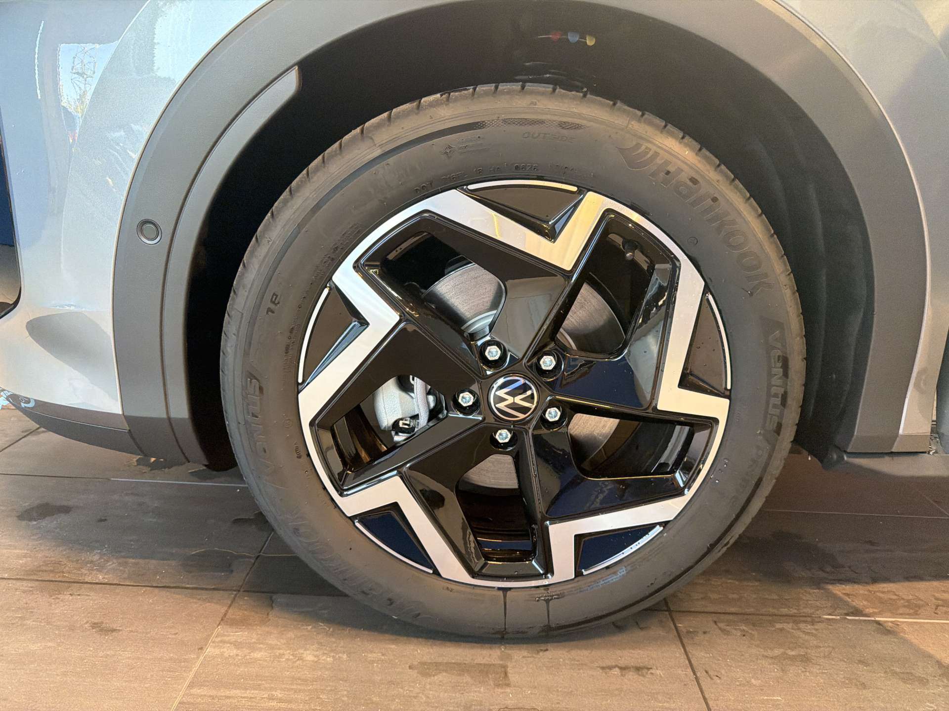 VW T-Roc 1.5 eTSi mHEV R-Line DSG-Automat-image-8