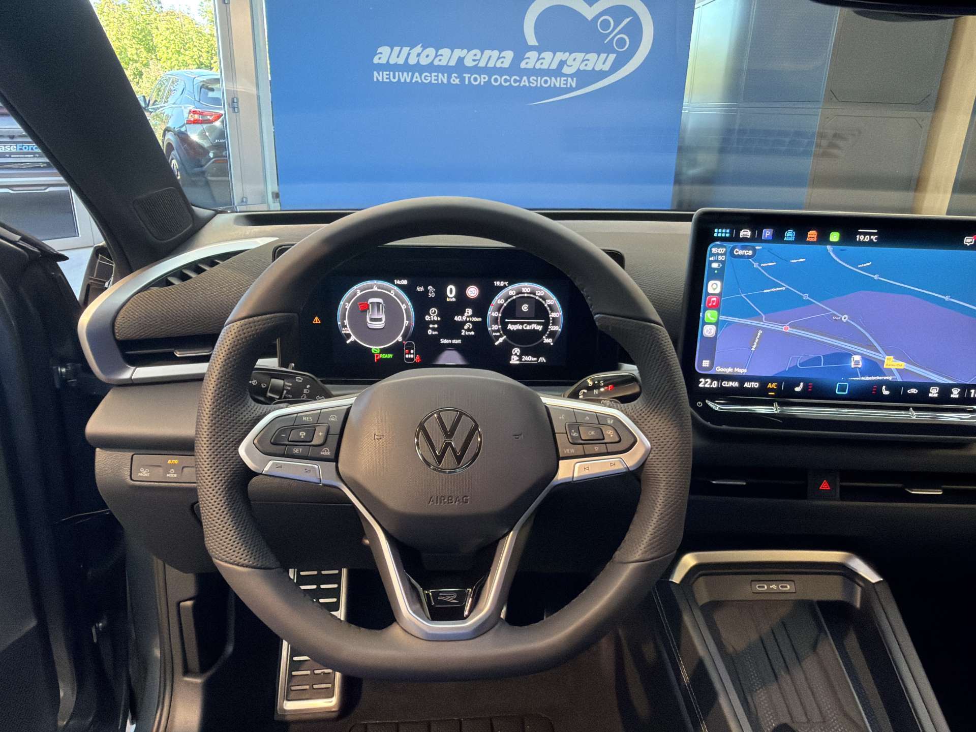 VW T-Roc 1.5 eTSi mHEV R-Line DSG-Automat-image-15